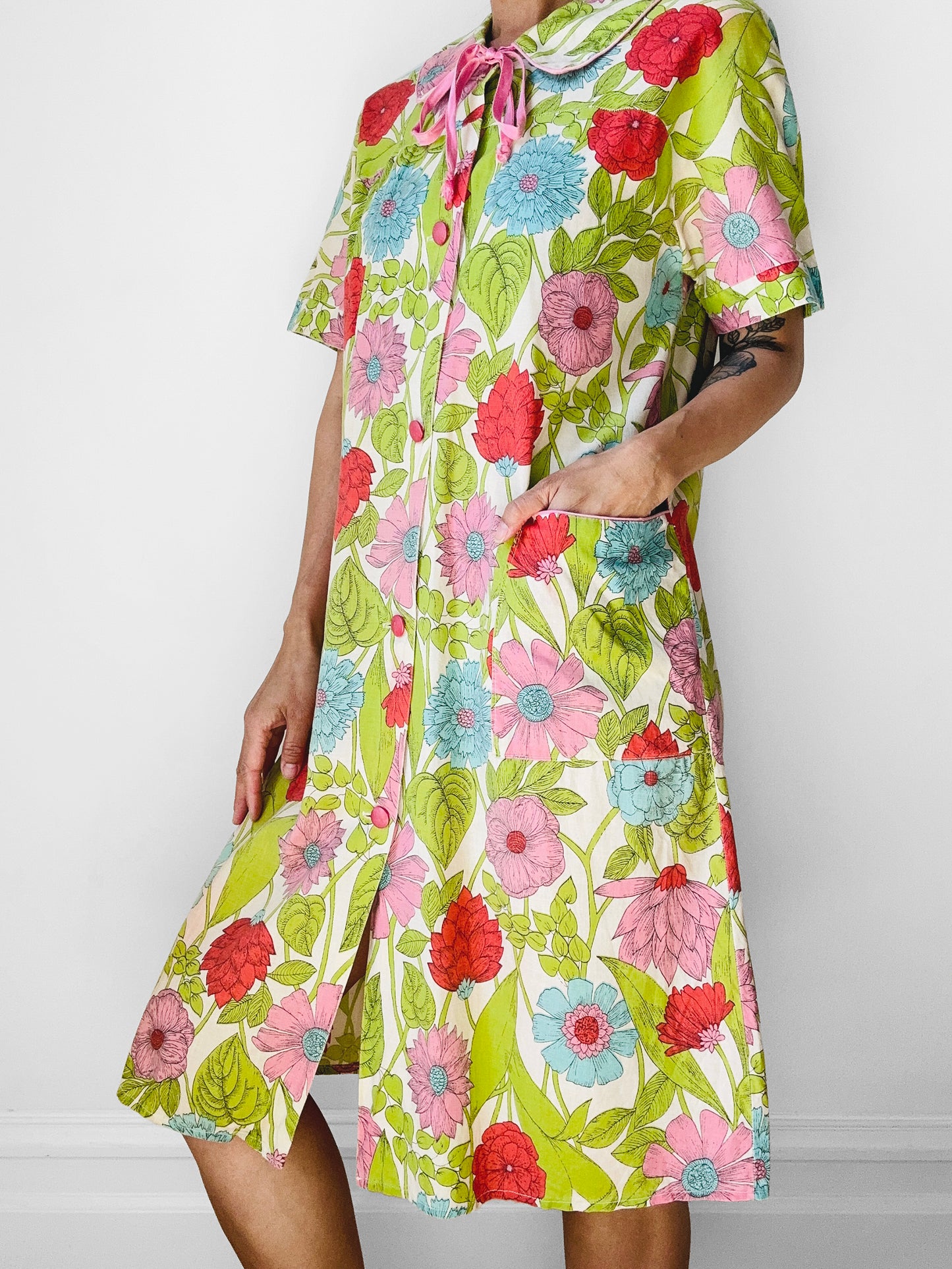 1950s - 1960s Floral Button Front House Dress - Sz. S/M