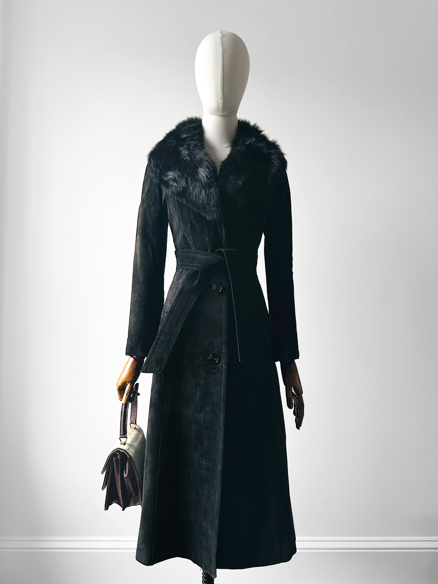 1970s Black Suede Belted Trench coat with Fur Collar and Quilted Lining - Sz. XXS/XS