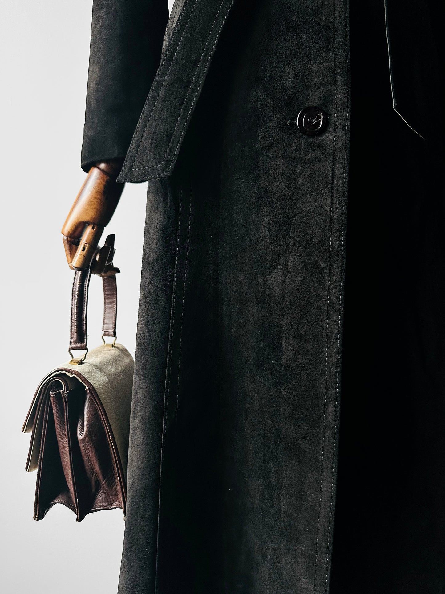 1970s Black Suede Belted Trench coat with Fur Collar and Quilted Lining - Sz. XXS/XS