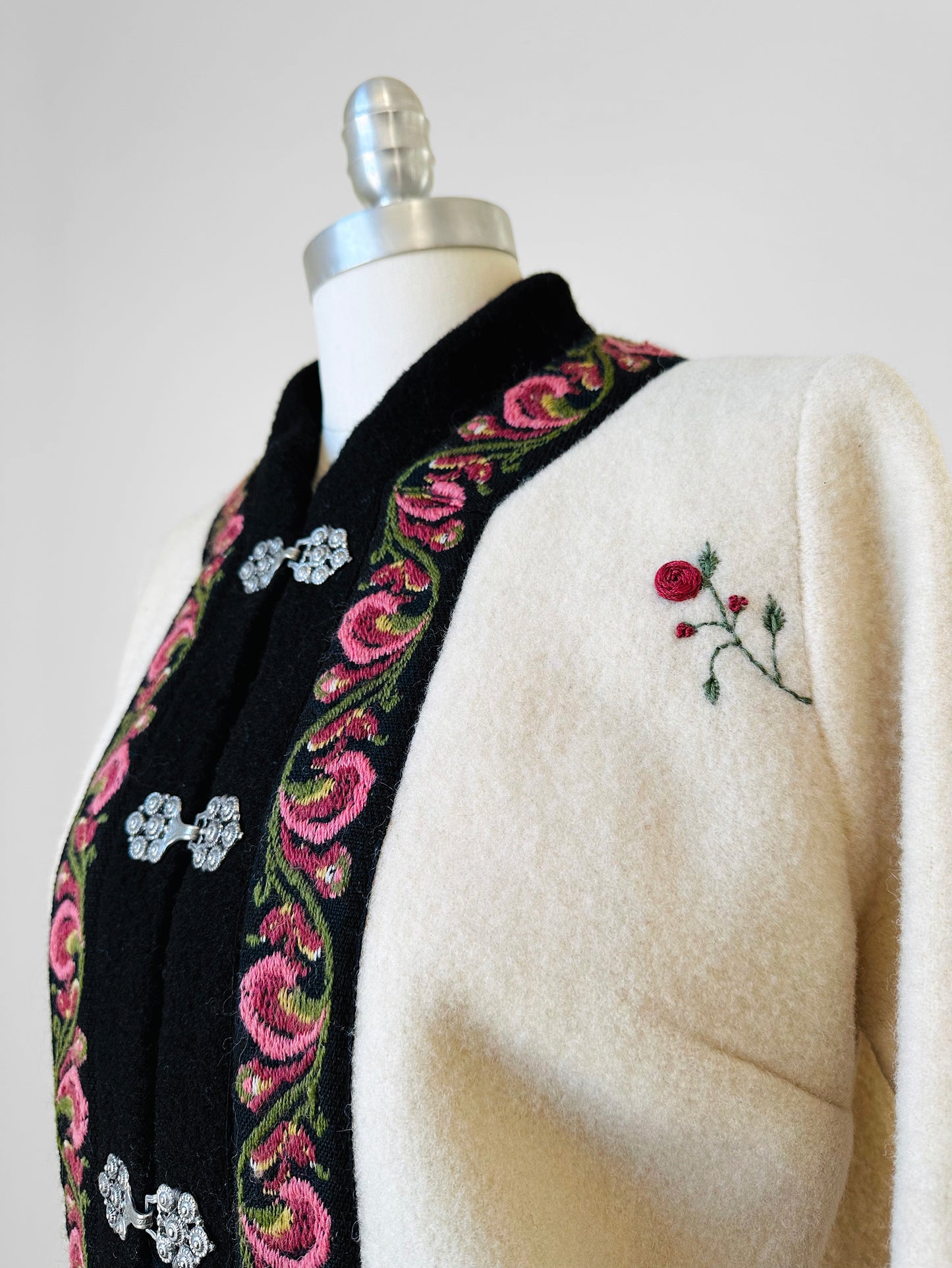 1960s Off White Embroidered Edge Hand Mended Norway Wool Jacket - Sz. XS / S