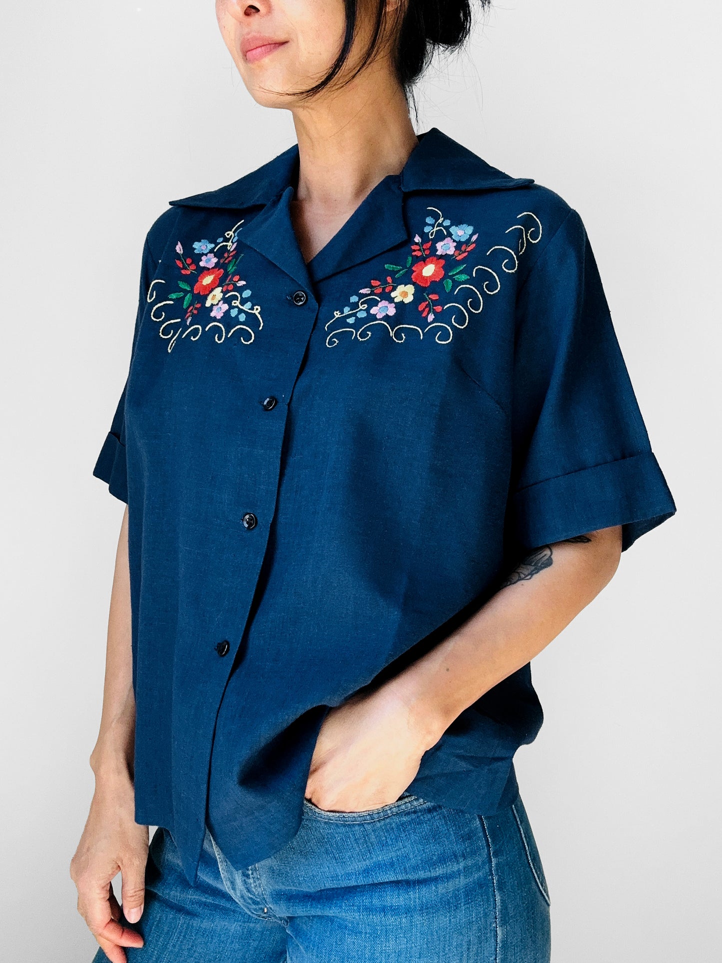1960s Navy Blue Guazey Cotton Floral Embroidered Shirt - Sz. S/M