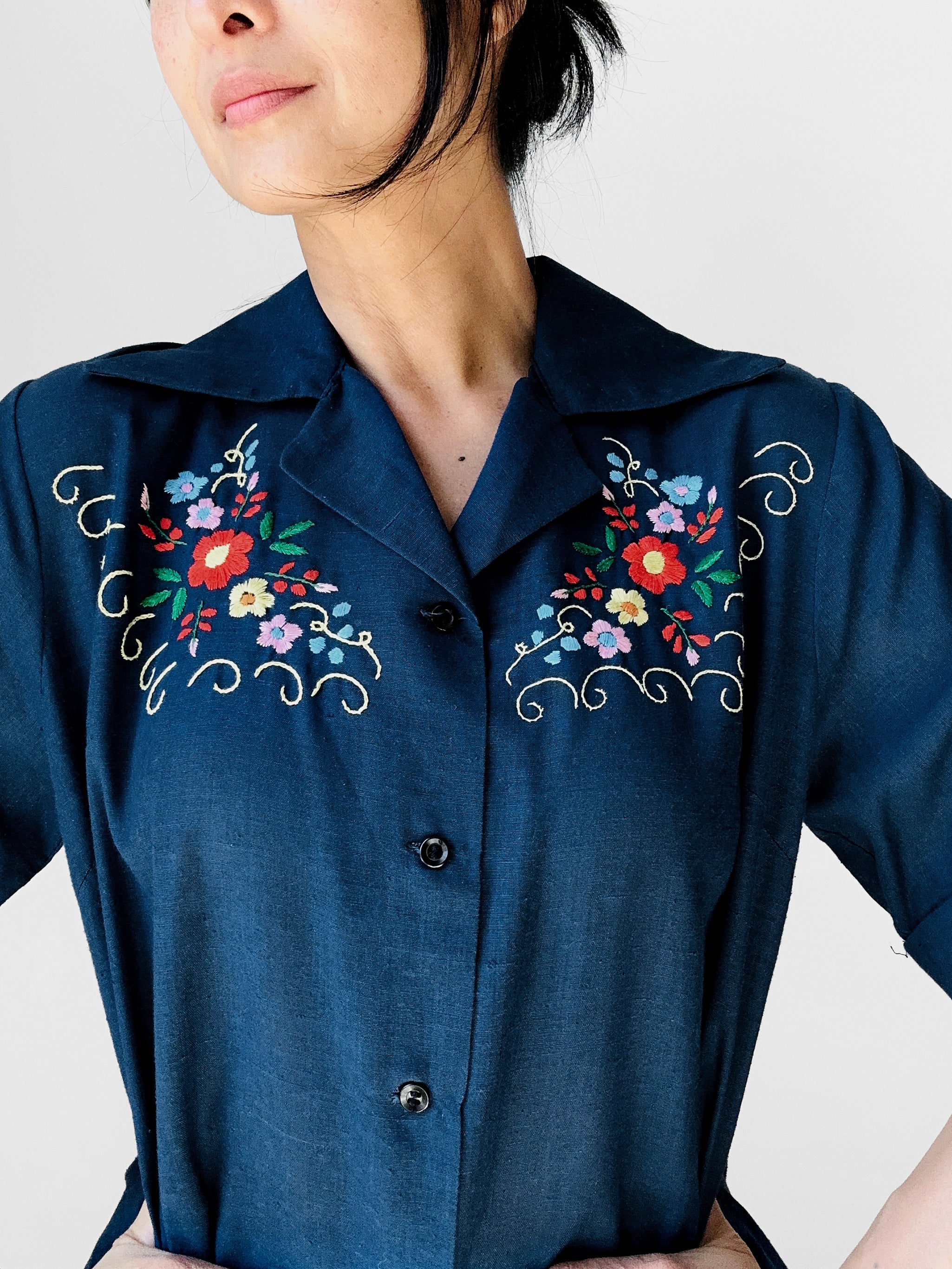 MEDI VINTAGE FLOWER EMBROIDERY SHIRT 割引
