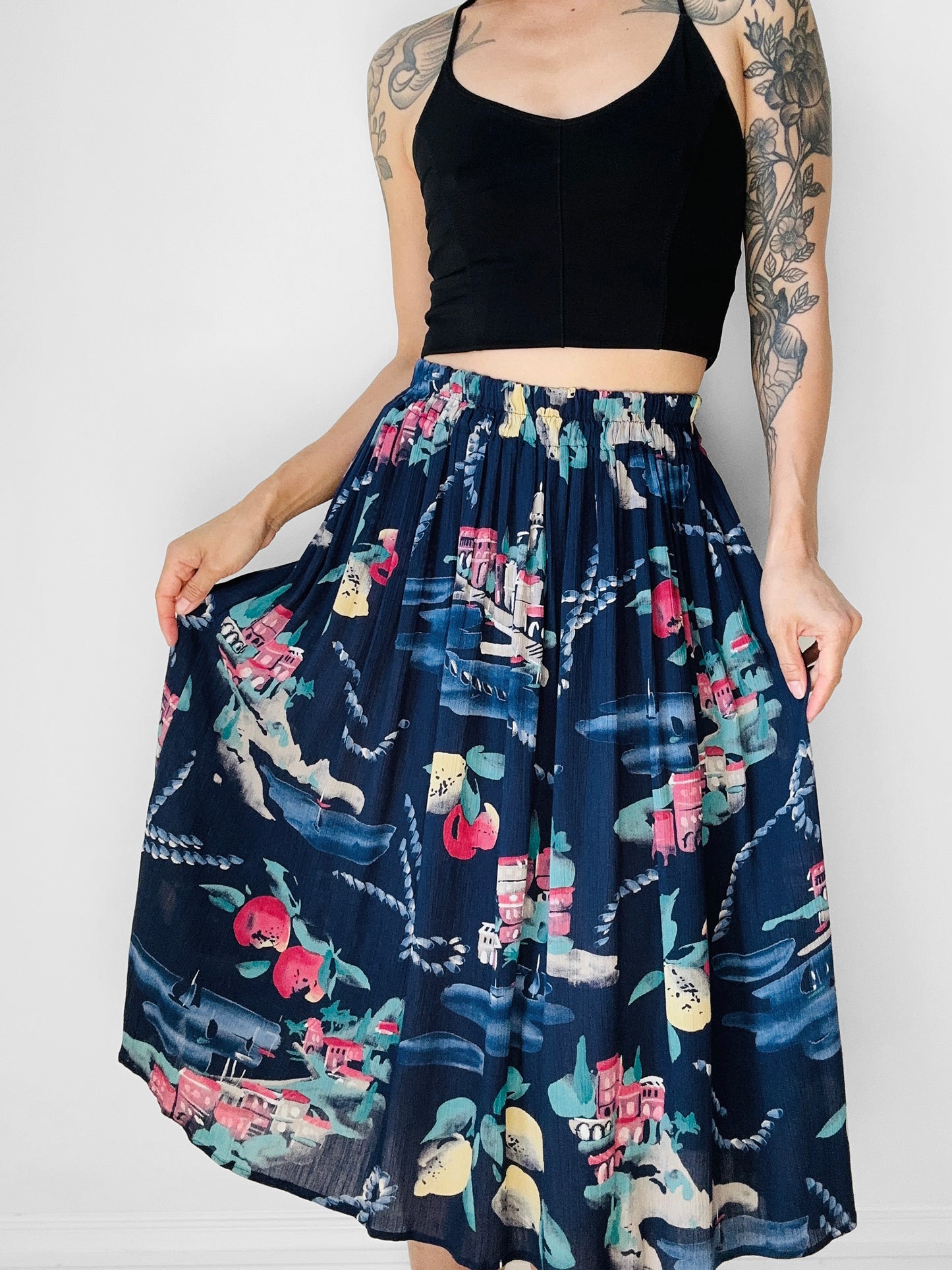1980s - 1990s Navy Blue Vacation Patterned Skirt - Sz. M/L