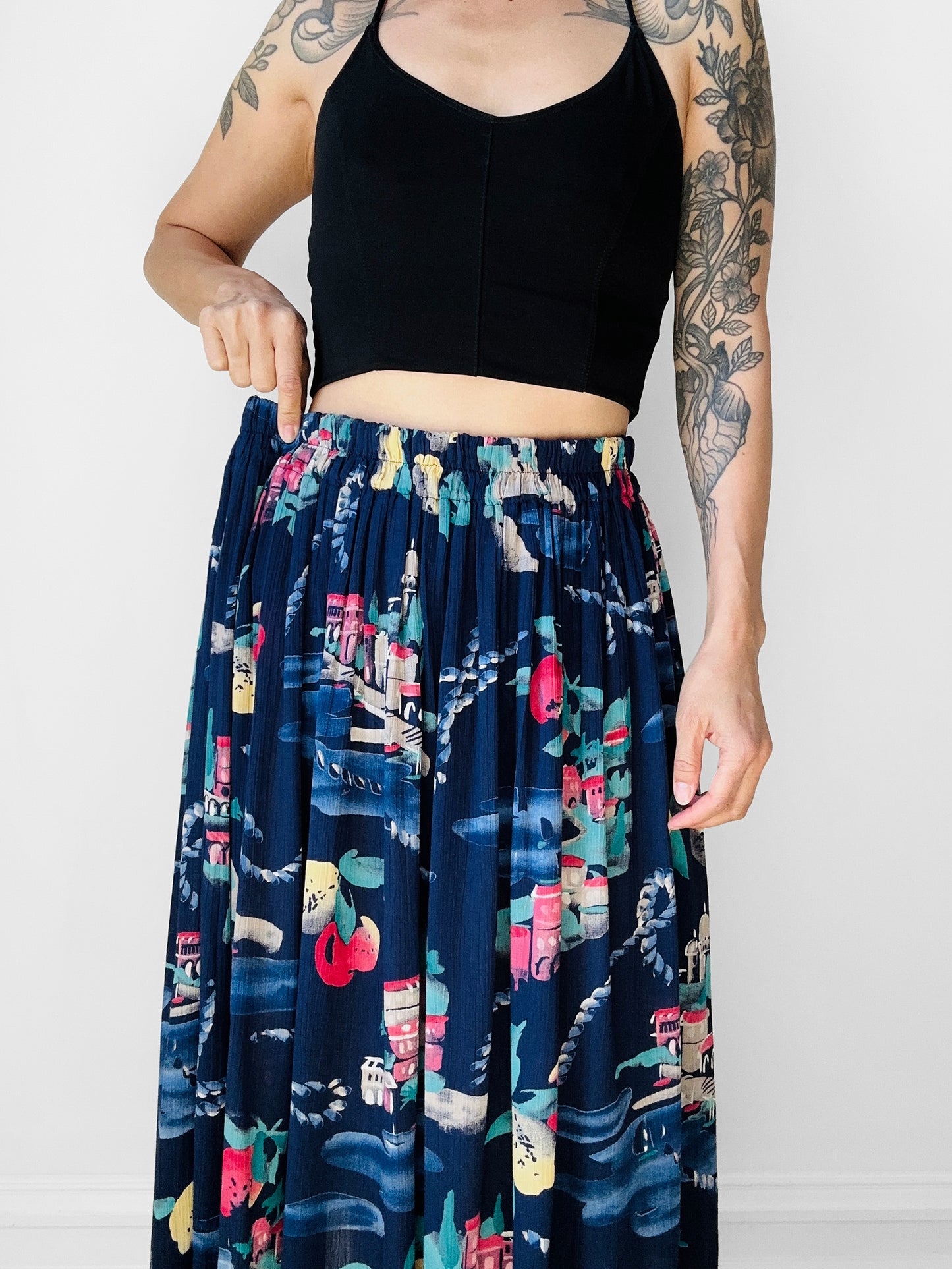 1980s - 1990s Navy Blue Vacation Patterned Skirt - Sz. M/L