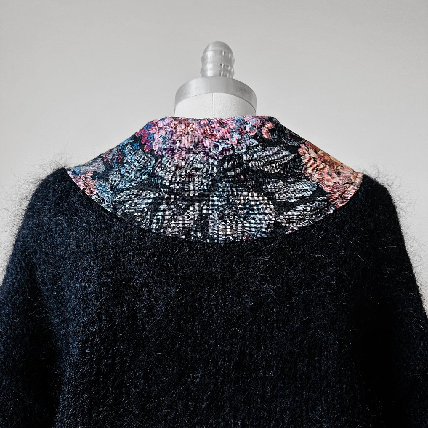 1980s Black Floral Tapestry Relaxed Fit Mohair Knit Cardigan Sweater