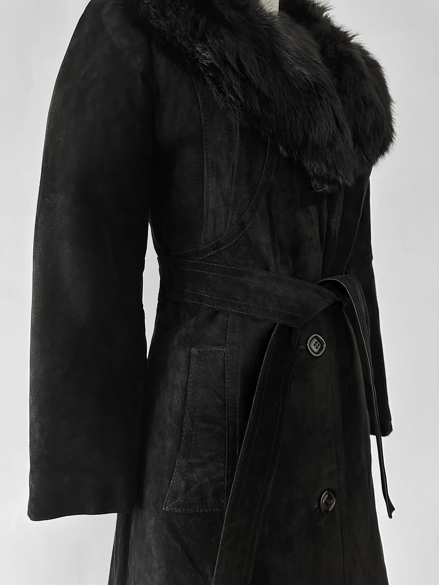 1970s Black Suede Belted Trench coat with Fur Collar and Quilted Lining - Sz. XXS/XS