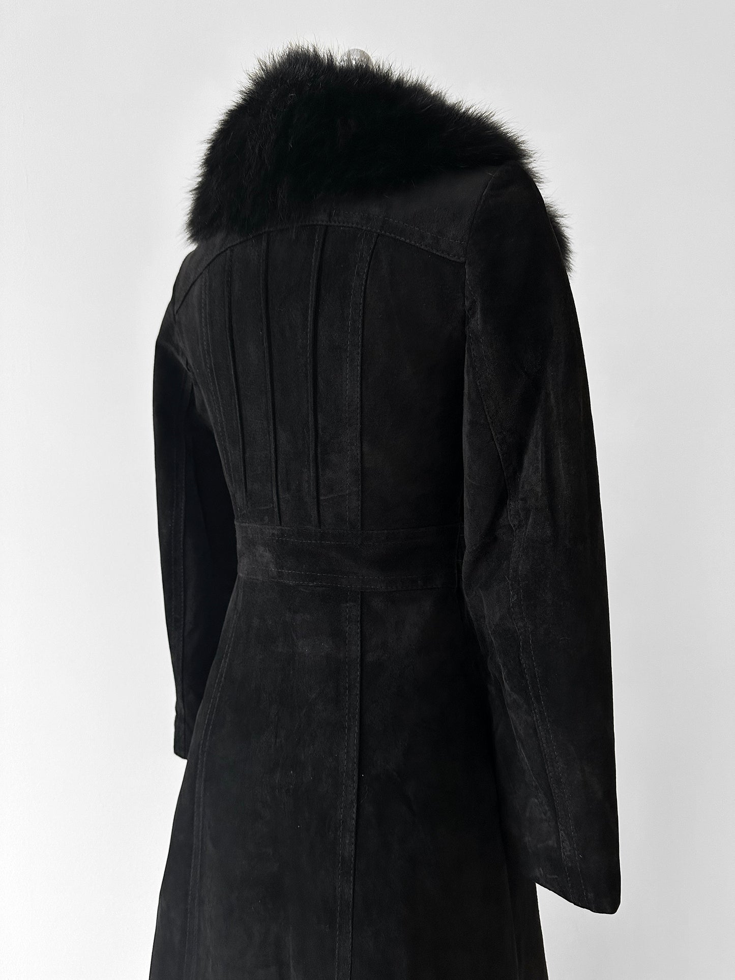1970s Black Suede Belted Trench coat with Fur Collar and Quilted Lining - Sz. XXS/XS