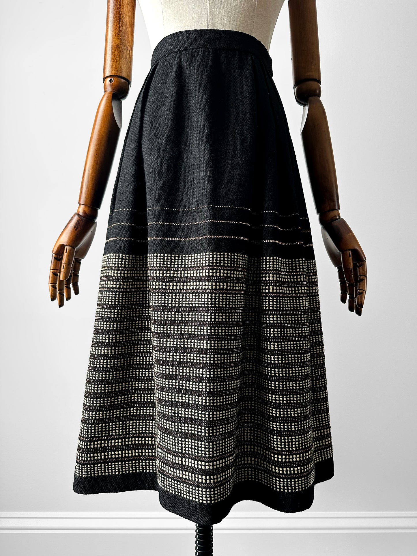 1950s - 1960s Handwoven Black White and Rose Gold Sandusky Weavers Woven Wool Mixed Textile Skirt - Sz. XS/S