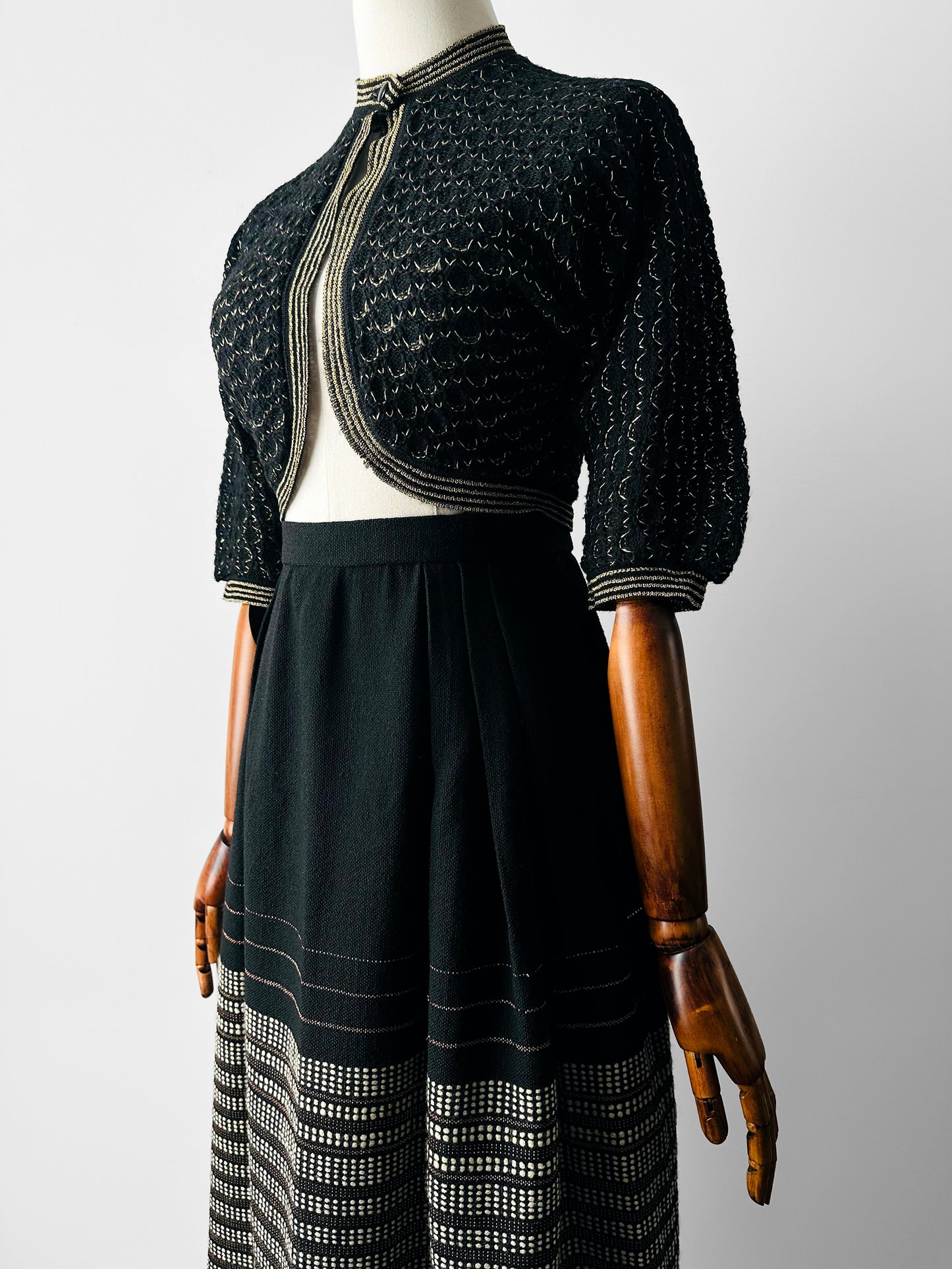 1940s Black and Gold High Collar Single Button Knitted Wool Shrug - Sz. XS/S