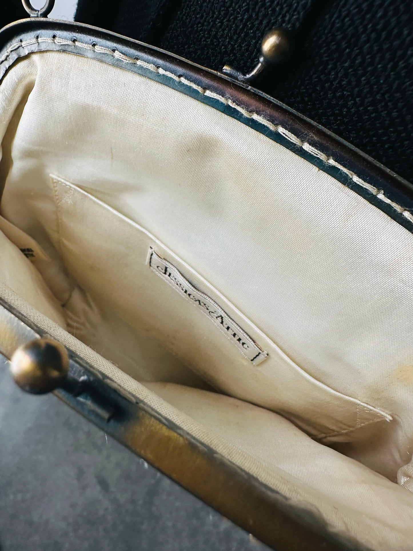 1980s Art Deco Style Beaded Kiss-Lock Clutch Purse with Chain