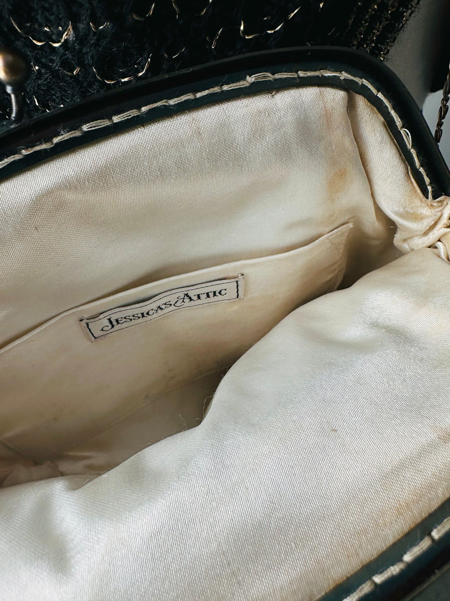 1980s Art Deco Style Beaded Kiss-Lock Clutch Purse with Chain