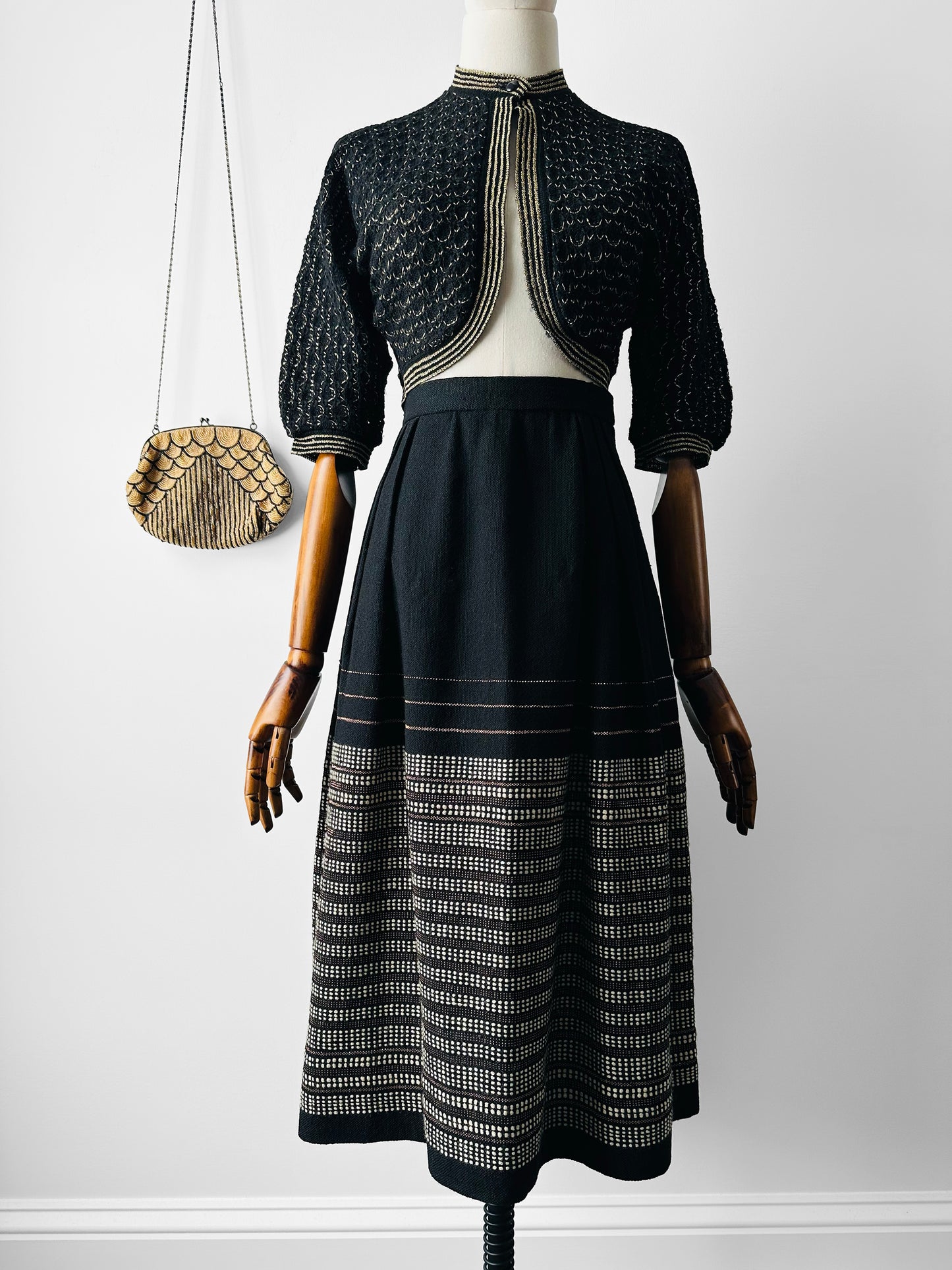 1950s - 1960s Handwoven Black White and Rose Gold Sandusky Weavers Woven Wool Mixed Textile Skirt - Sz. XS/S