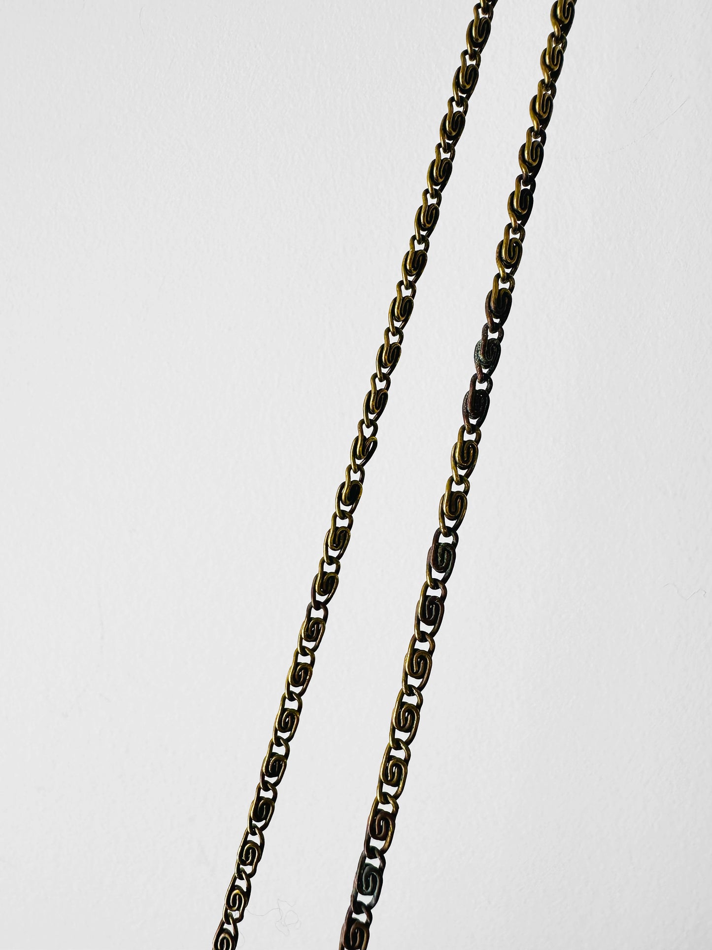 1980s Art Deco Style Beaded Kiss-Lock Clutch Purse with Chain