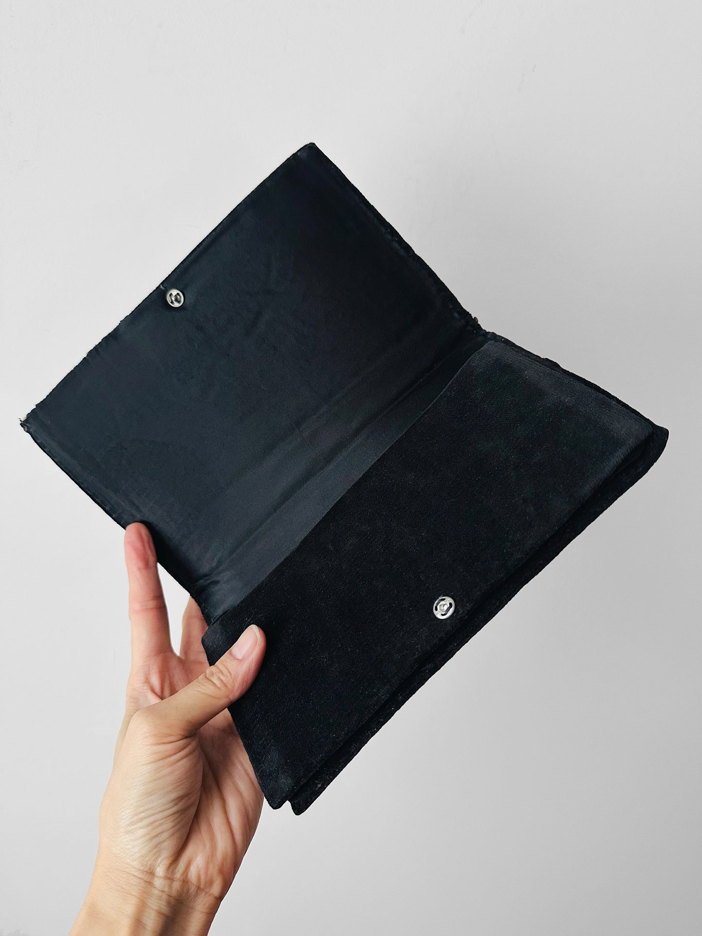 1940s - 1950s Black Velvet Metallic Thread Embroidery Clutch