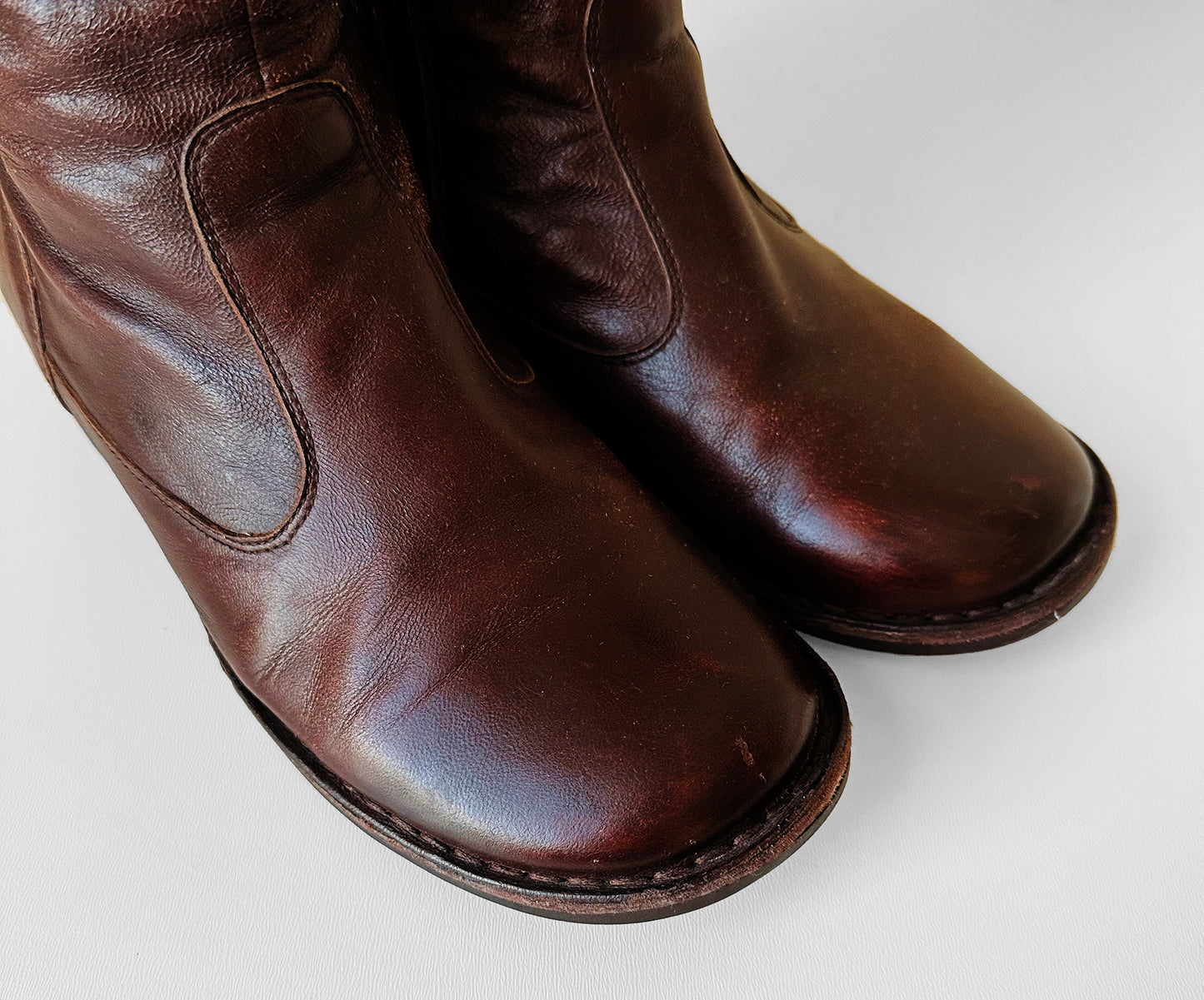 Y2K Burgundy Leather Zippered Leather Boots