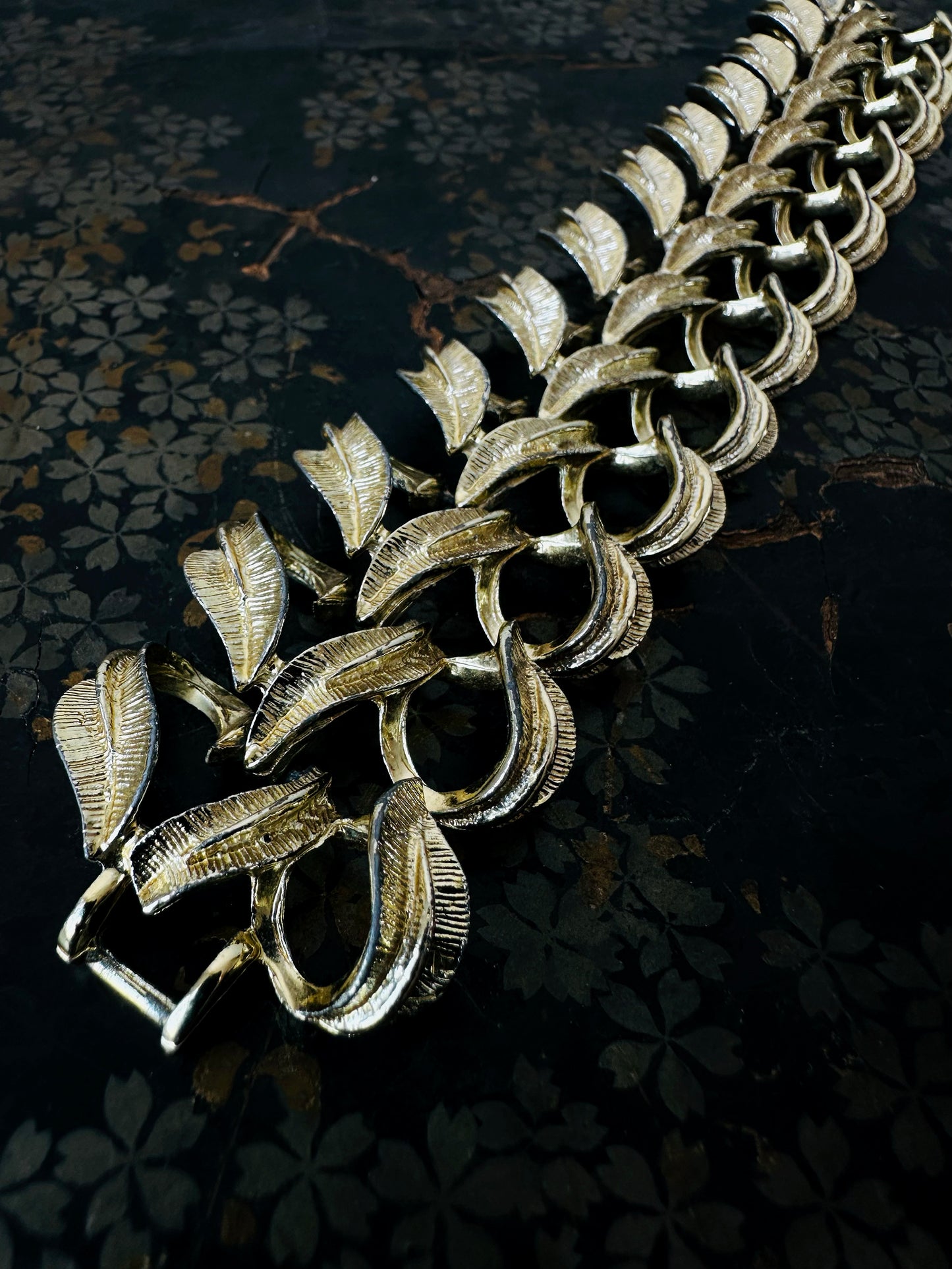 1950s - 1960s Gold-Tone Chunky Brushed Leaf Link Bracelet with Fold-Over Clasp