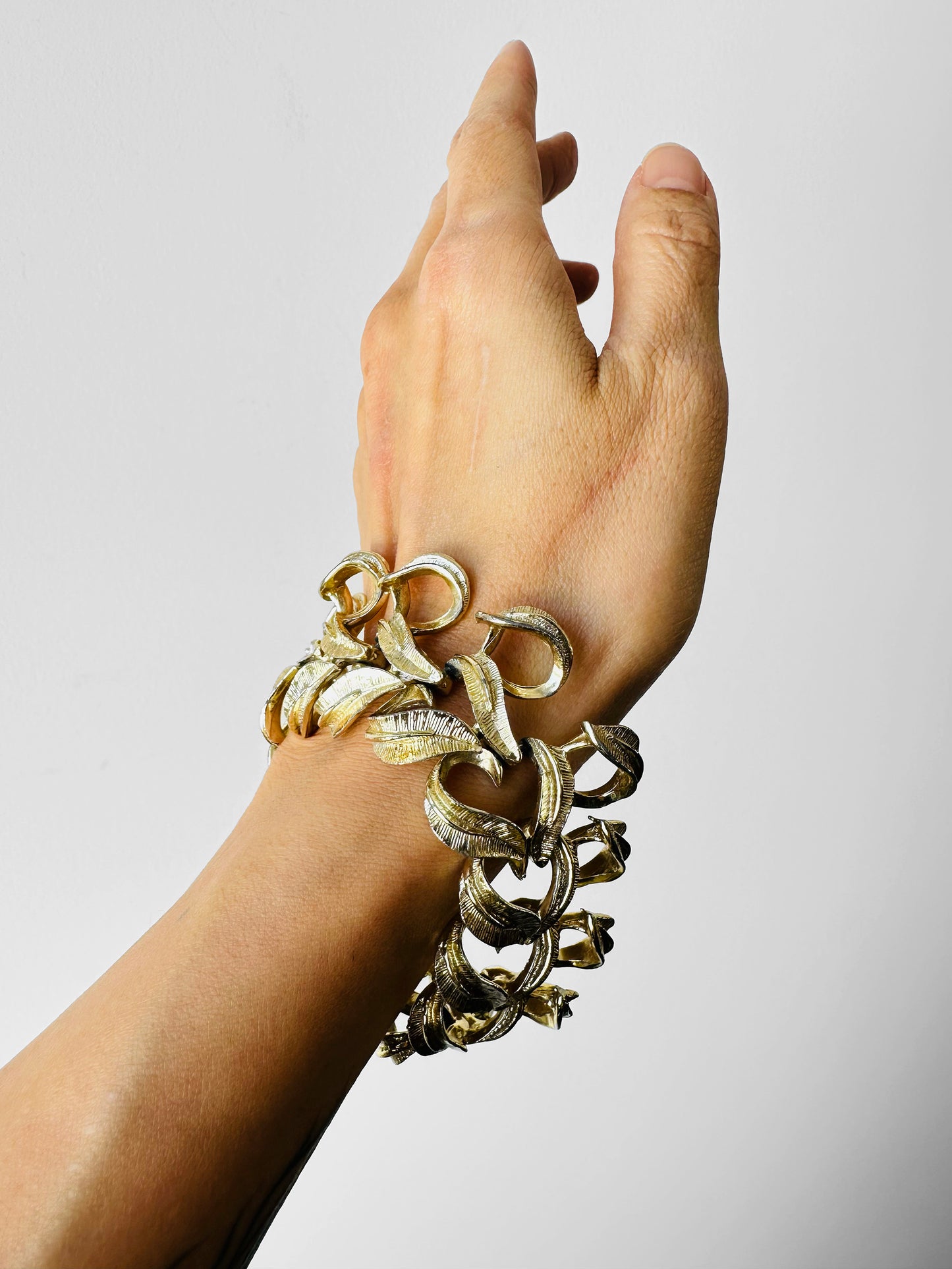 1950s - 1960s Gold-Tone Chunky Brushed Leaf Link Bracelet with Fold-Over Clasp