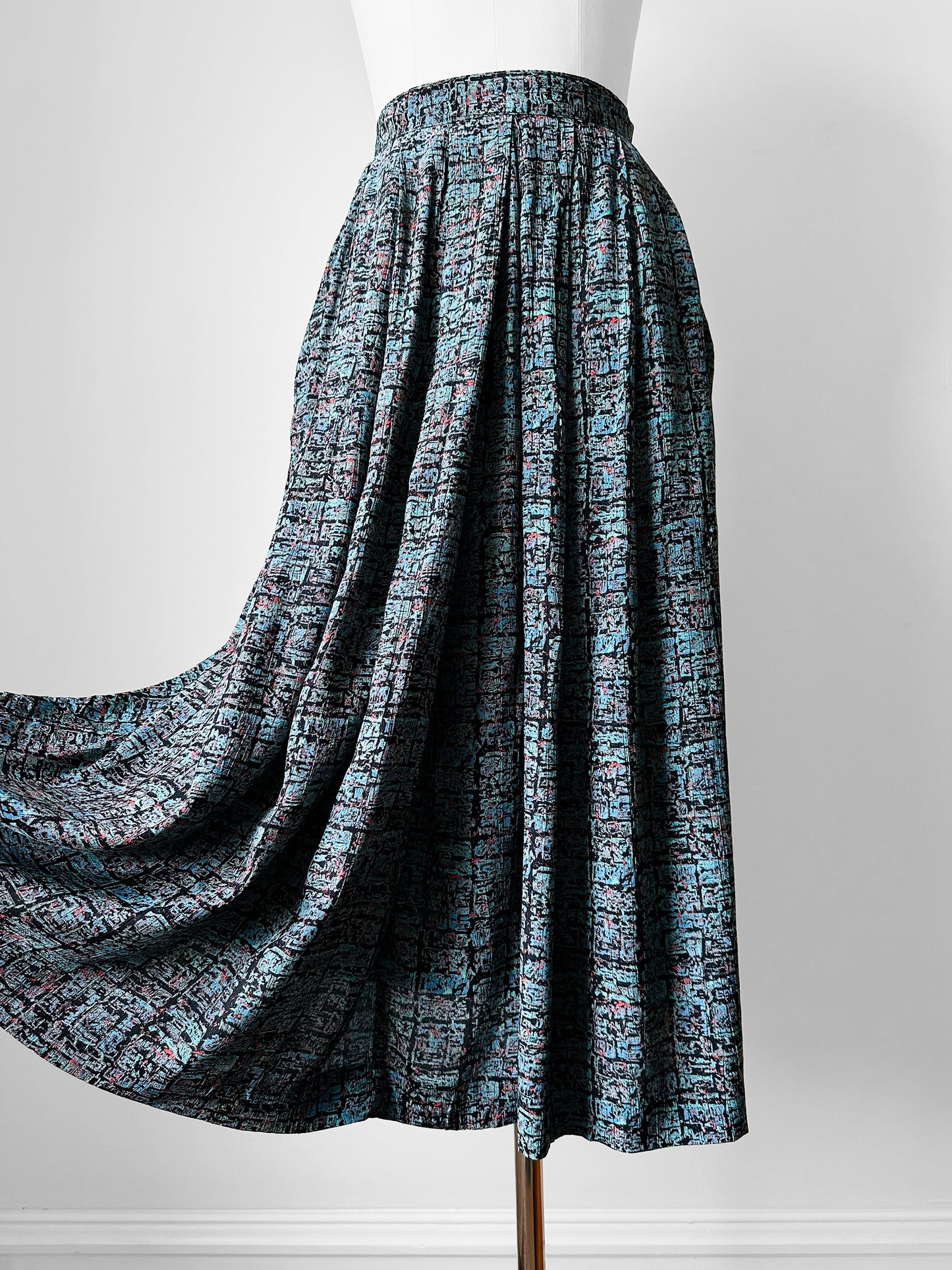 1980s Blue Pleated Patterned Skirt - Sz. Sm