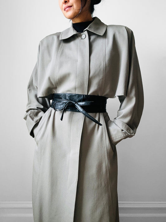 1980s Greige Wool Caped Overcoat - Sz. S/M