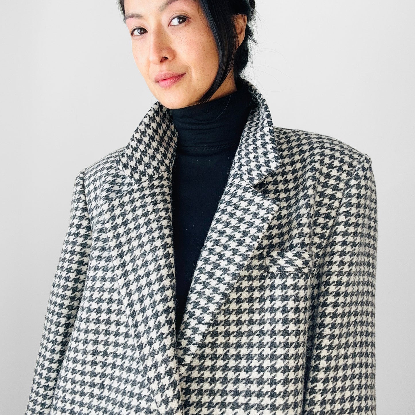 1980s Grey and Off-White Wool Houndstooth Blazer Double-Breasted Jacket- Sz. M