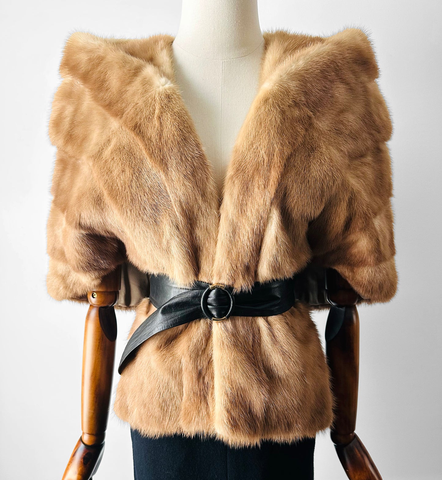 1950s - 1960s Beige Monogrammed Mink Fur Stole