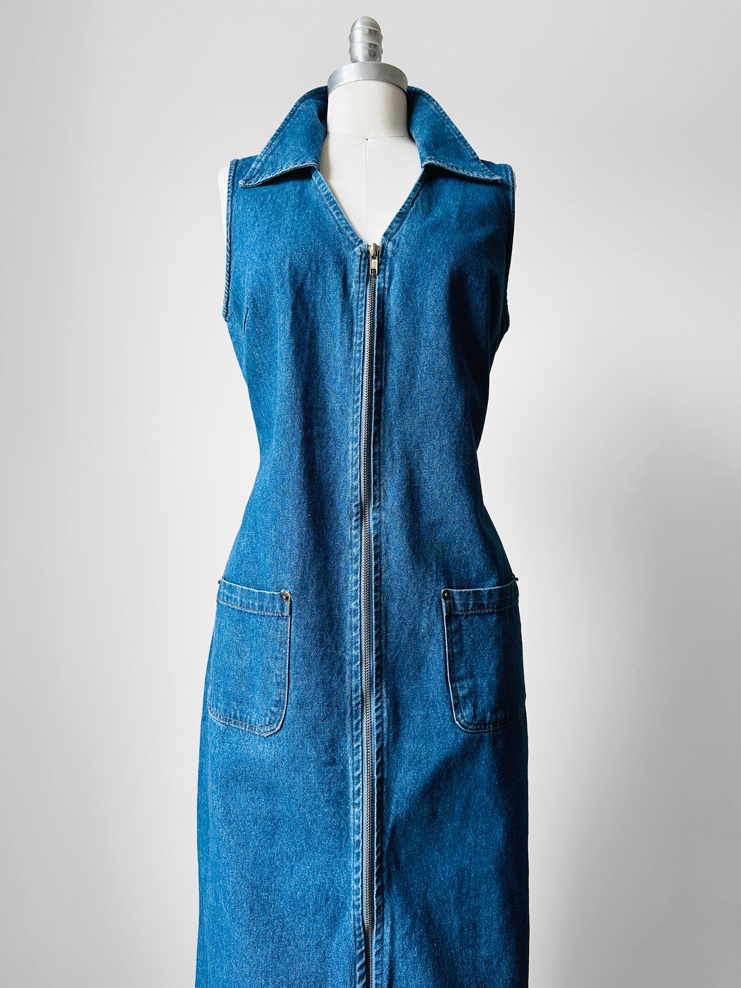 1990s Sleeveless Collared Blue Jean Zip Front Dress - Sz. M/L