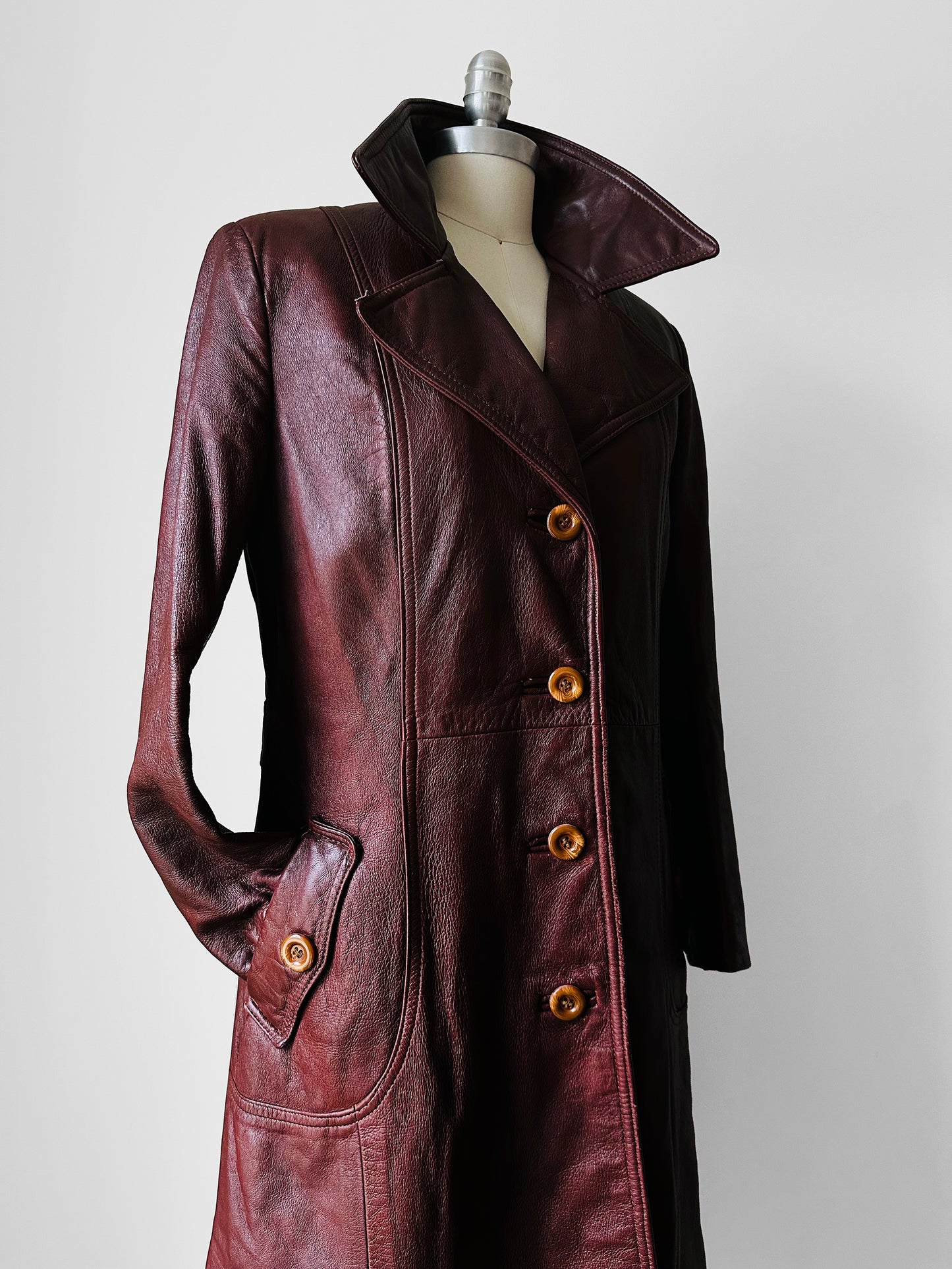 1970s Long Tapered Waist Auburn Brown Soft Leather Quilted Lining Coat