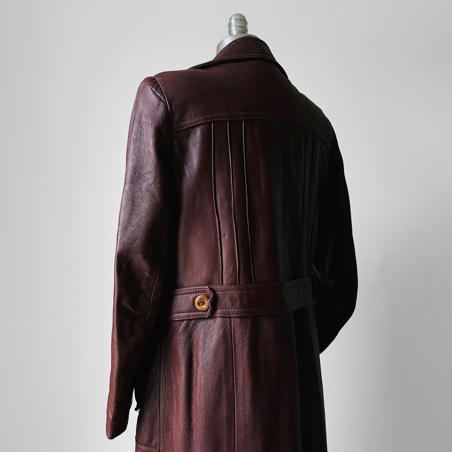 1970s Long Tapered Waist Auburn Brown Soft Leather Quilted Lining Coat