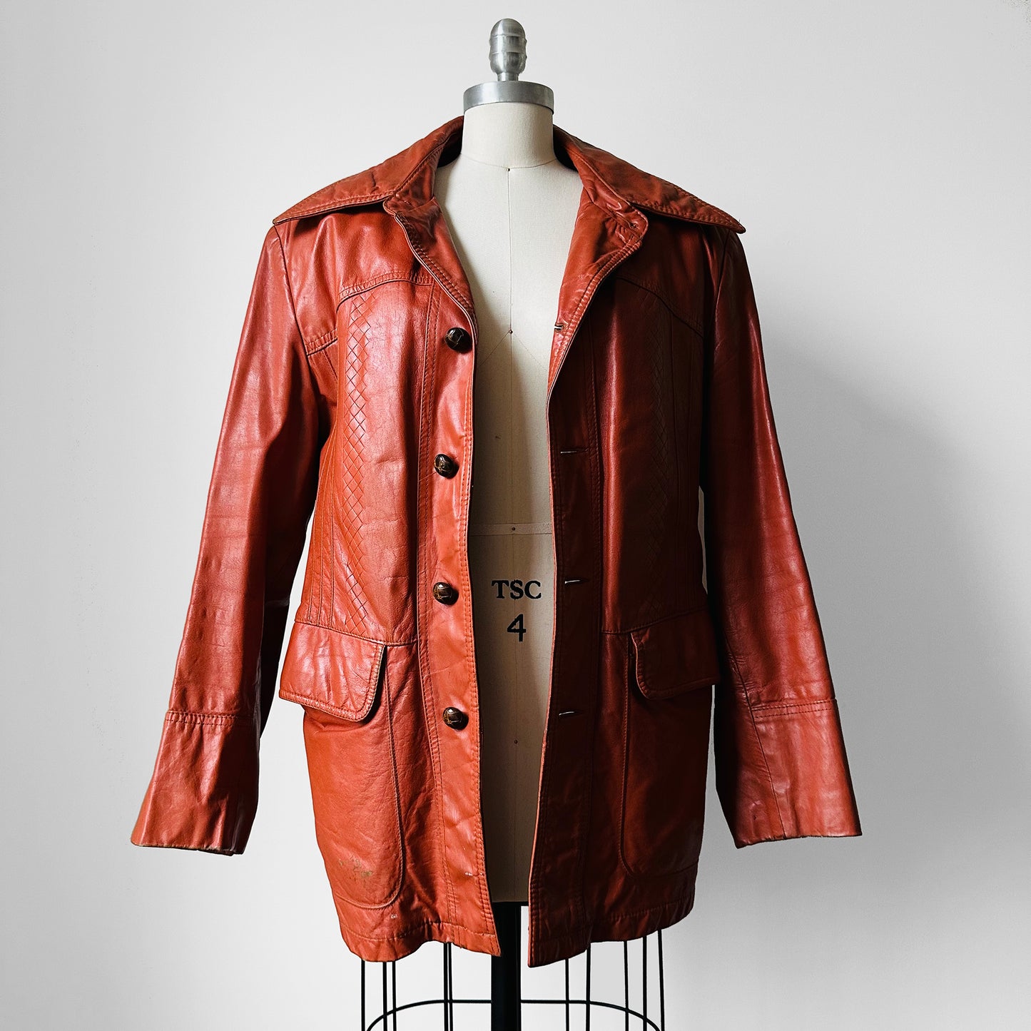 1970s Amber Well-Worn Braided Detail Faux Fur Lined Leather Jacket