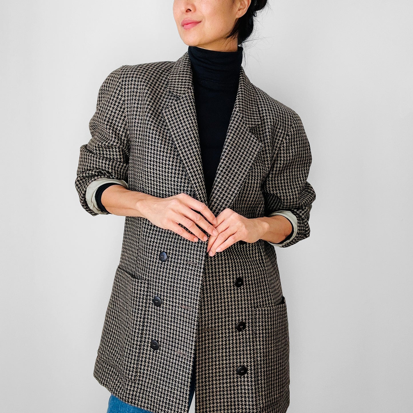 1990s Greige and Black Double-Breasted Wool Houndstooth Blazer - Sz. S/M