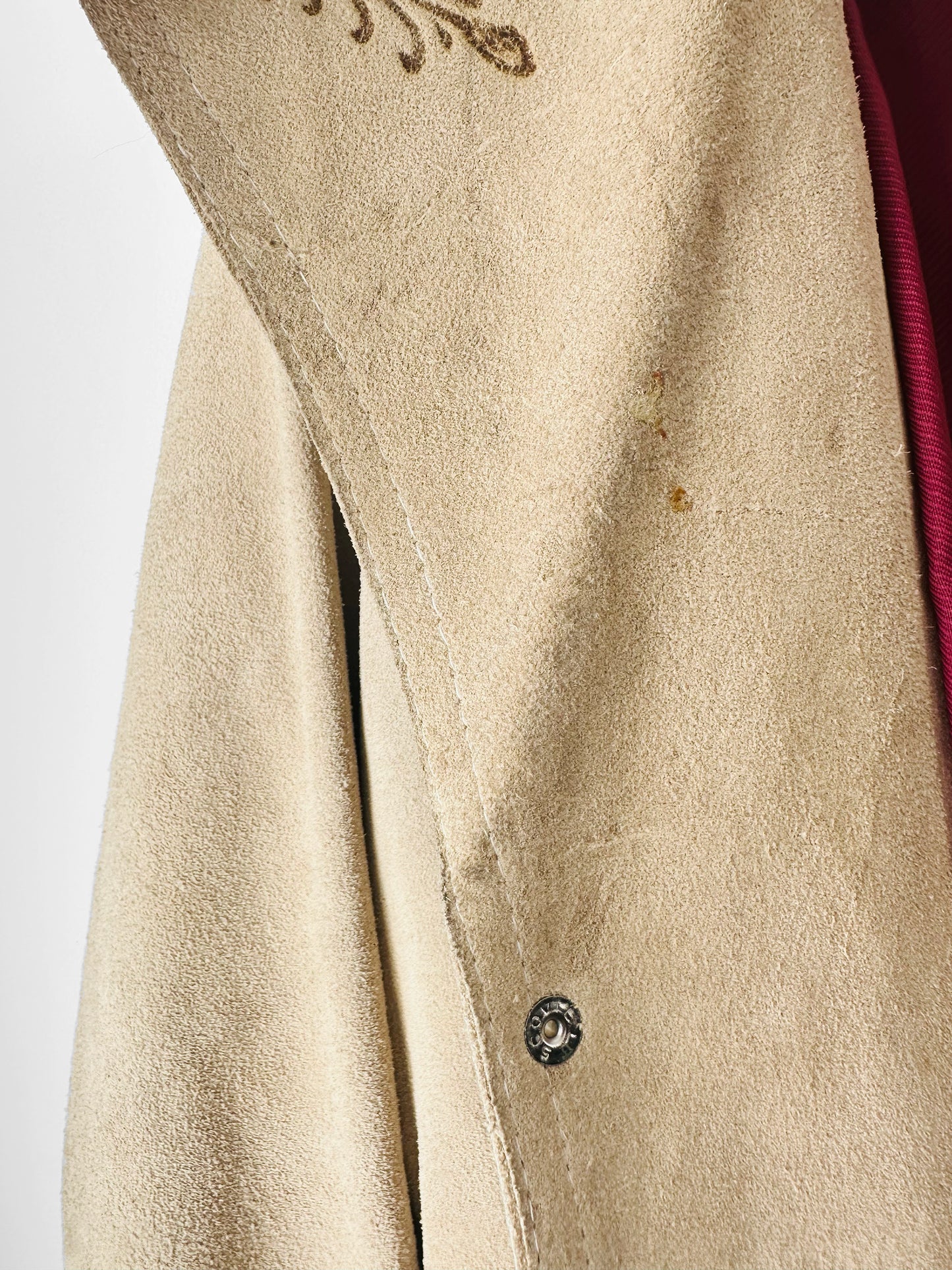 Vintage 1940s - 1950s Light Tan Snap-Button Suede Jacket with Embossed Southwestern/Aztec Designs - Sz. S/M