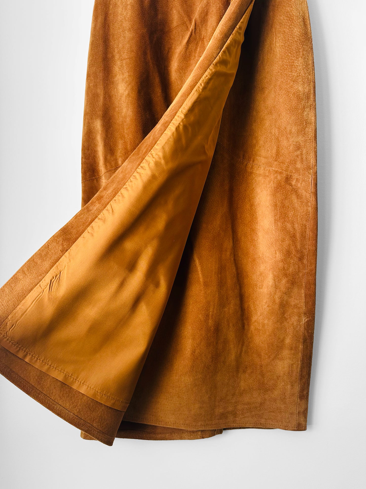 Vintage 1980s Amber Tan Long Wrap Suede Leather Split-Back Skirt - Sz. SM