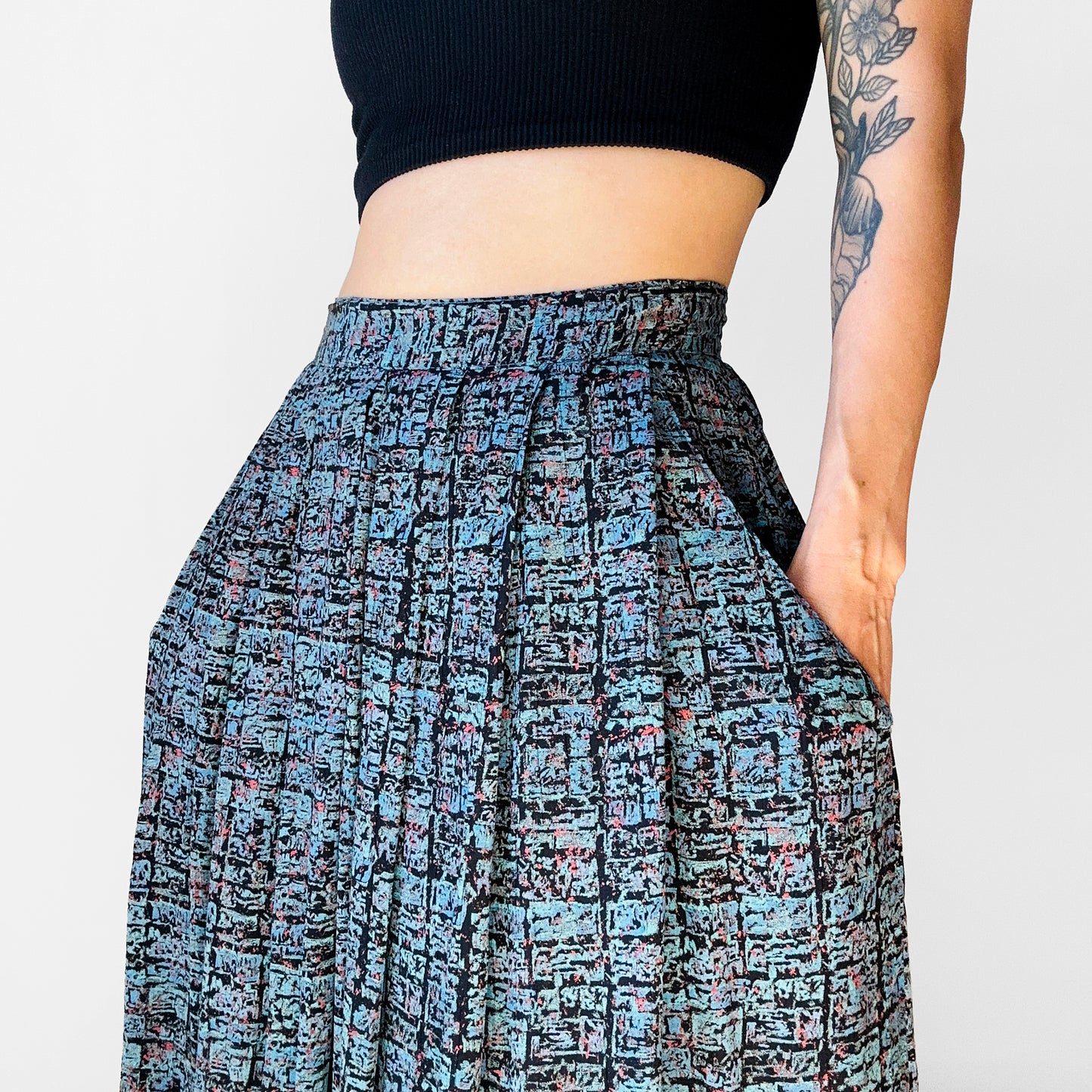 1980s Blue Pleated Patterned Skirt - Sz. Sm