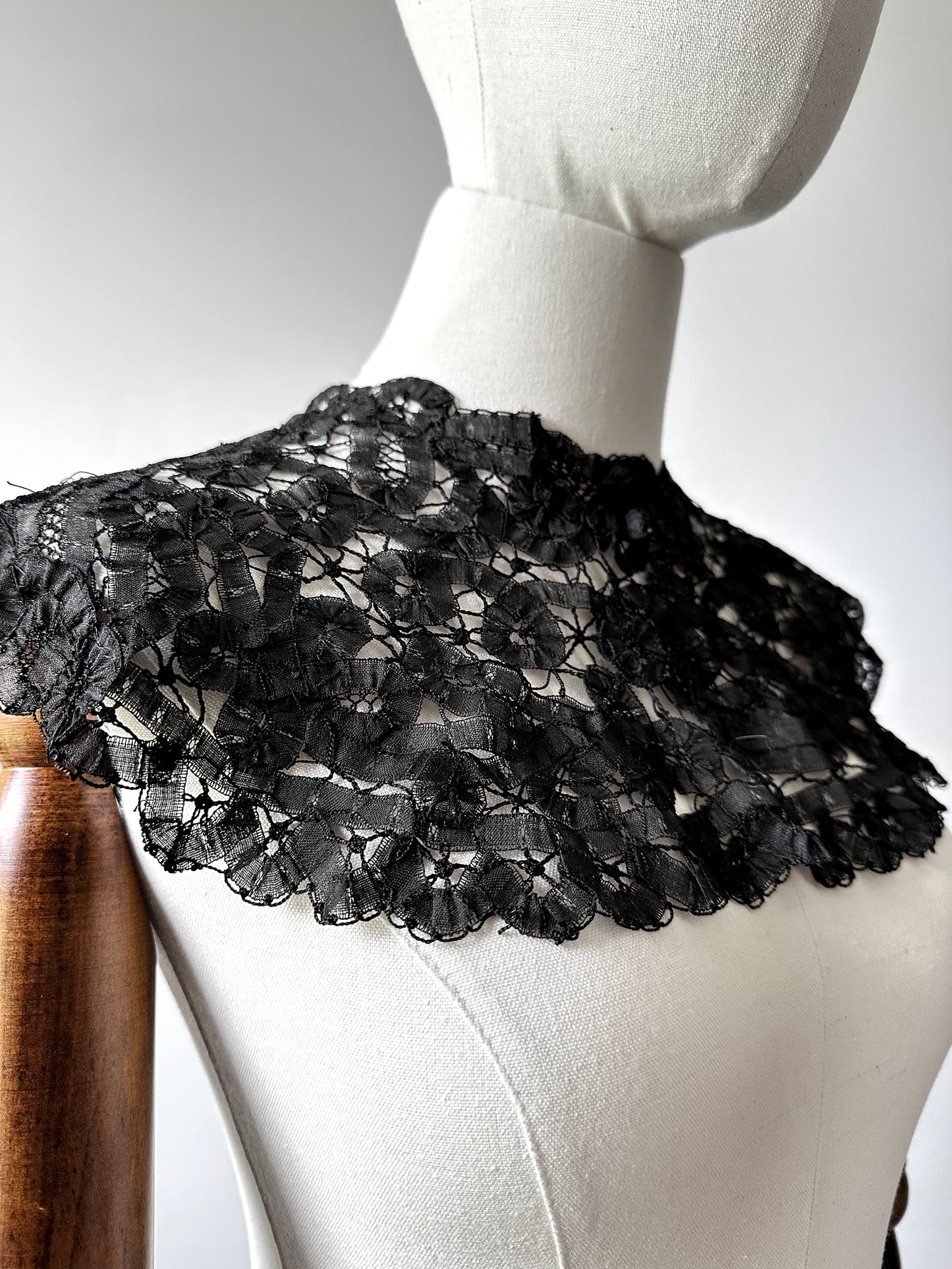 Antique Victorian Era Black Lace Collar Pieces Set
