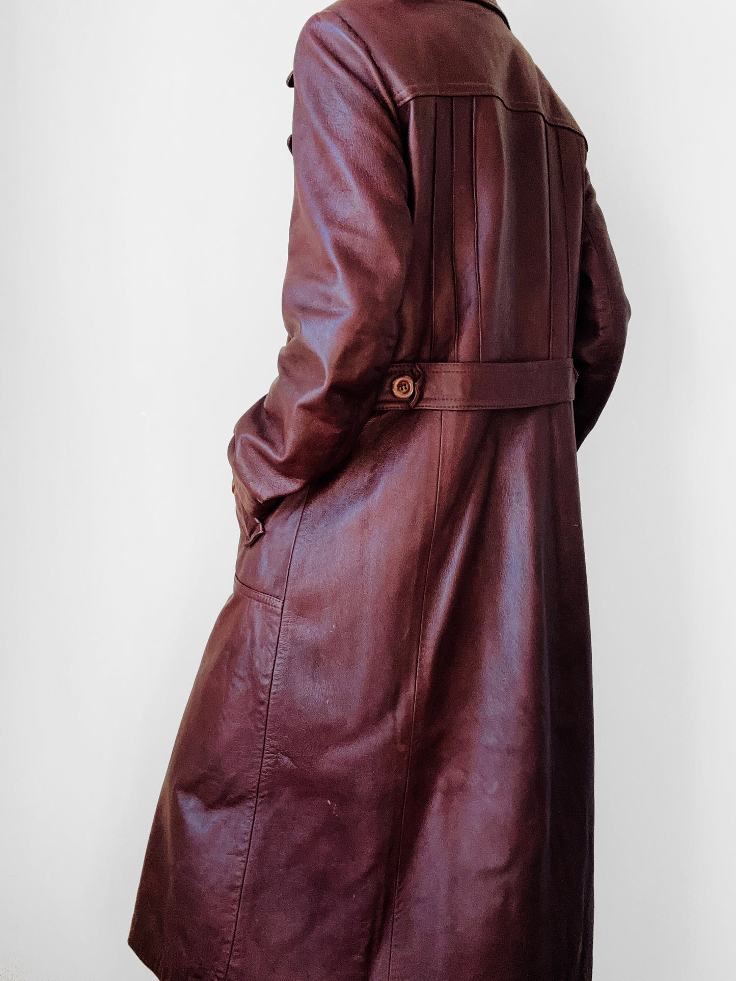 1970s Long Tapered Waist Auburn Brown Soft Leather Quilted Lining Coat