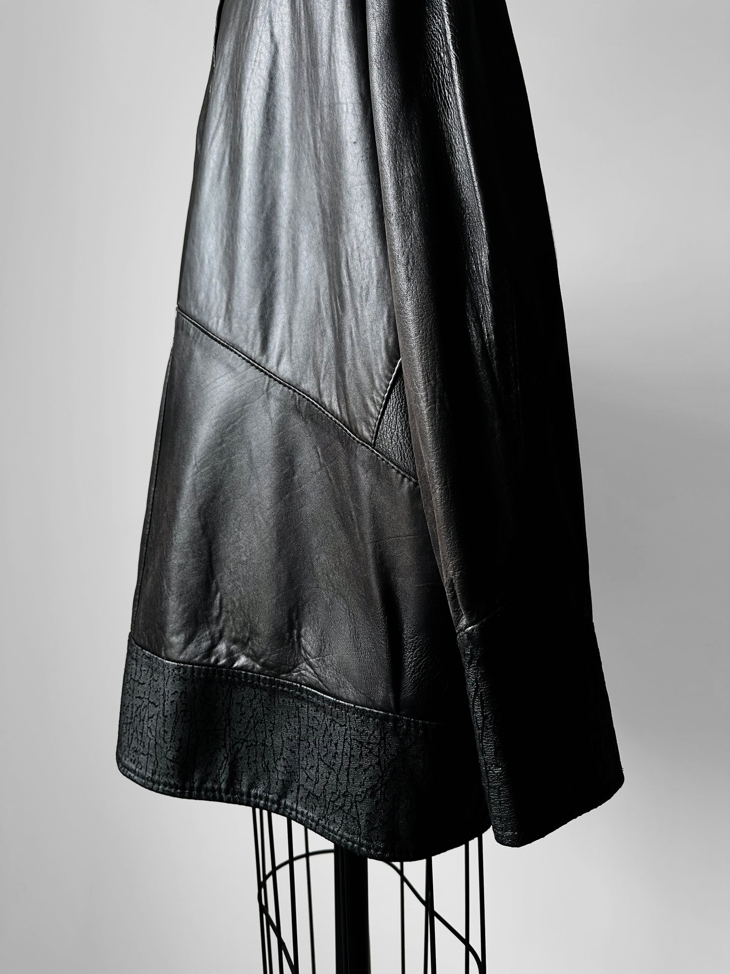 1980s Black Buttery Soft Relax Fit Snap Button Leather Jacket - Sz. M/L