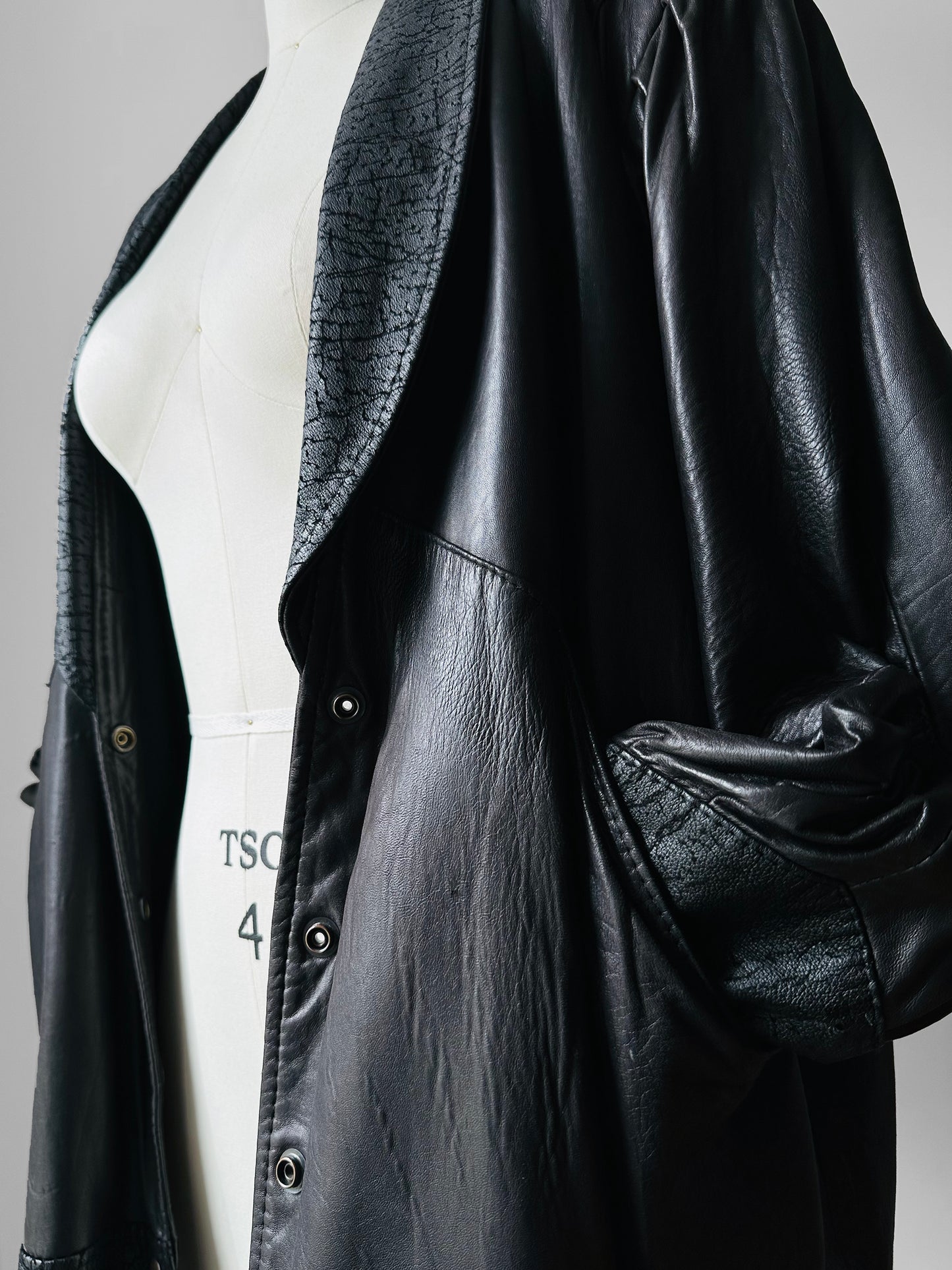 1980s Black Buttery Soft Relax Fit Snap Button Leather Jacket - Sz. M/L