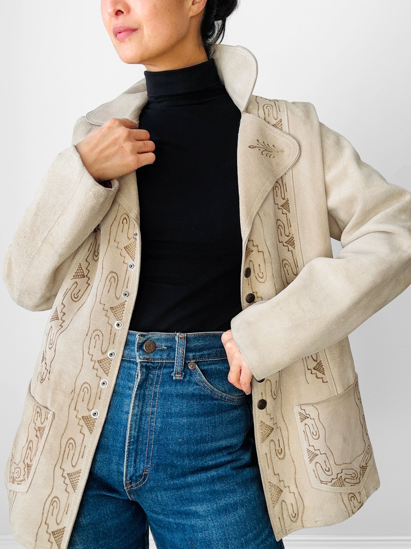 Vintage 1940s - 1950s Light Tan Snap-Button Suede Jacket with Embossed Southwestern/Aztec Designs - Sz. S/M