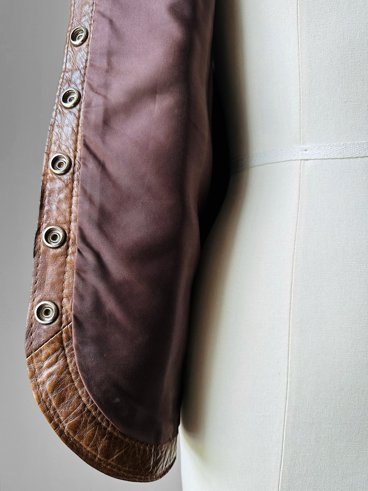 70s Brown Snap Button Fitted Leather Vest - Sz. Small