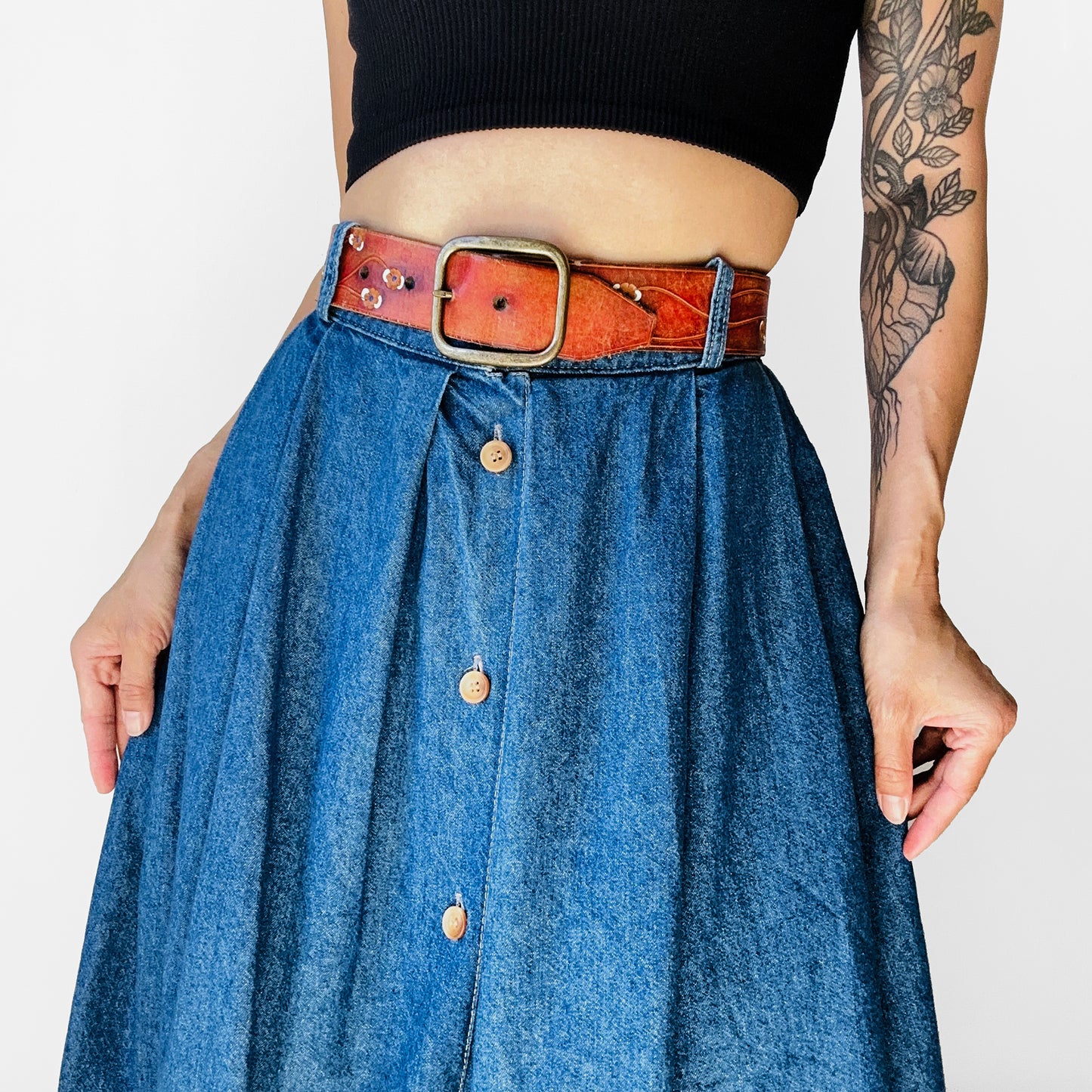 1970s - 1980s WRANGLER Button Front Blue Chambray Jean Skirt - Sz. Sm.