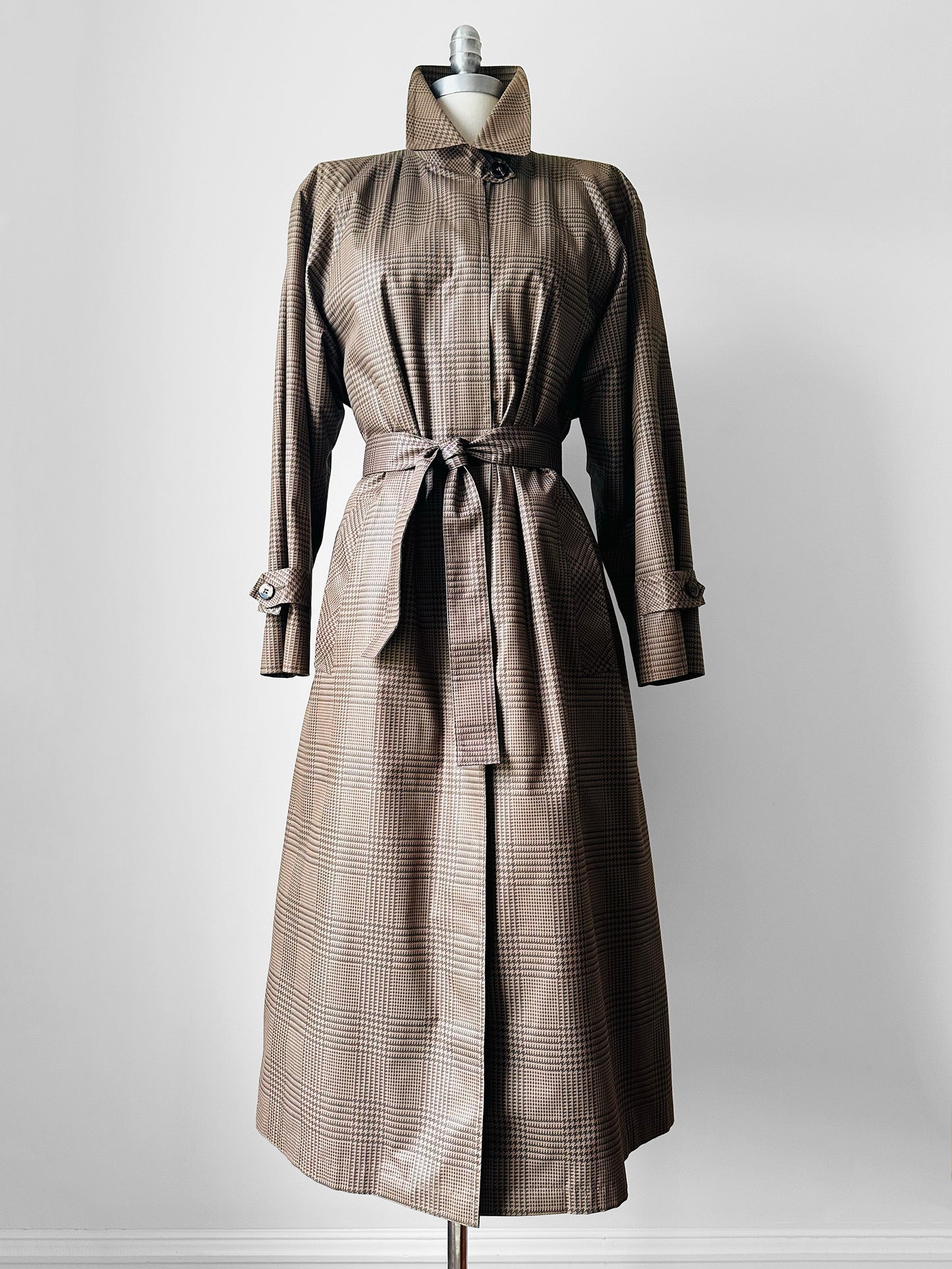 1980s Beige Houndstooth LONDON FOG Lined Belted Rain Aline Trench - Sz. S/M