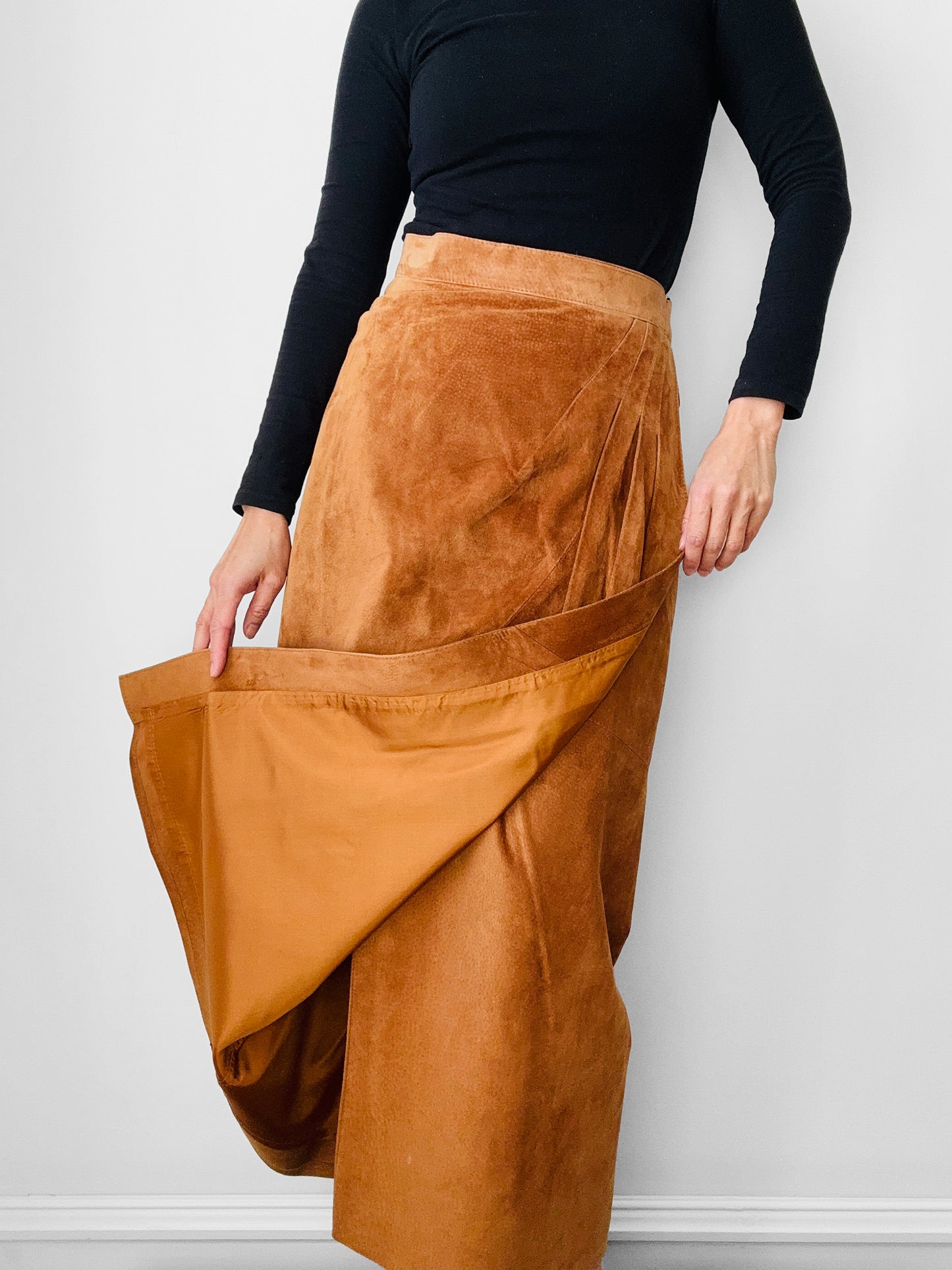 Vintage 1980s Amber Tan Long Wrap Suede Leather Split-Back Skirt - Sz. SM