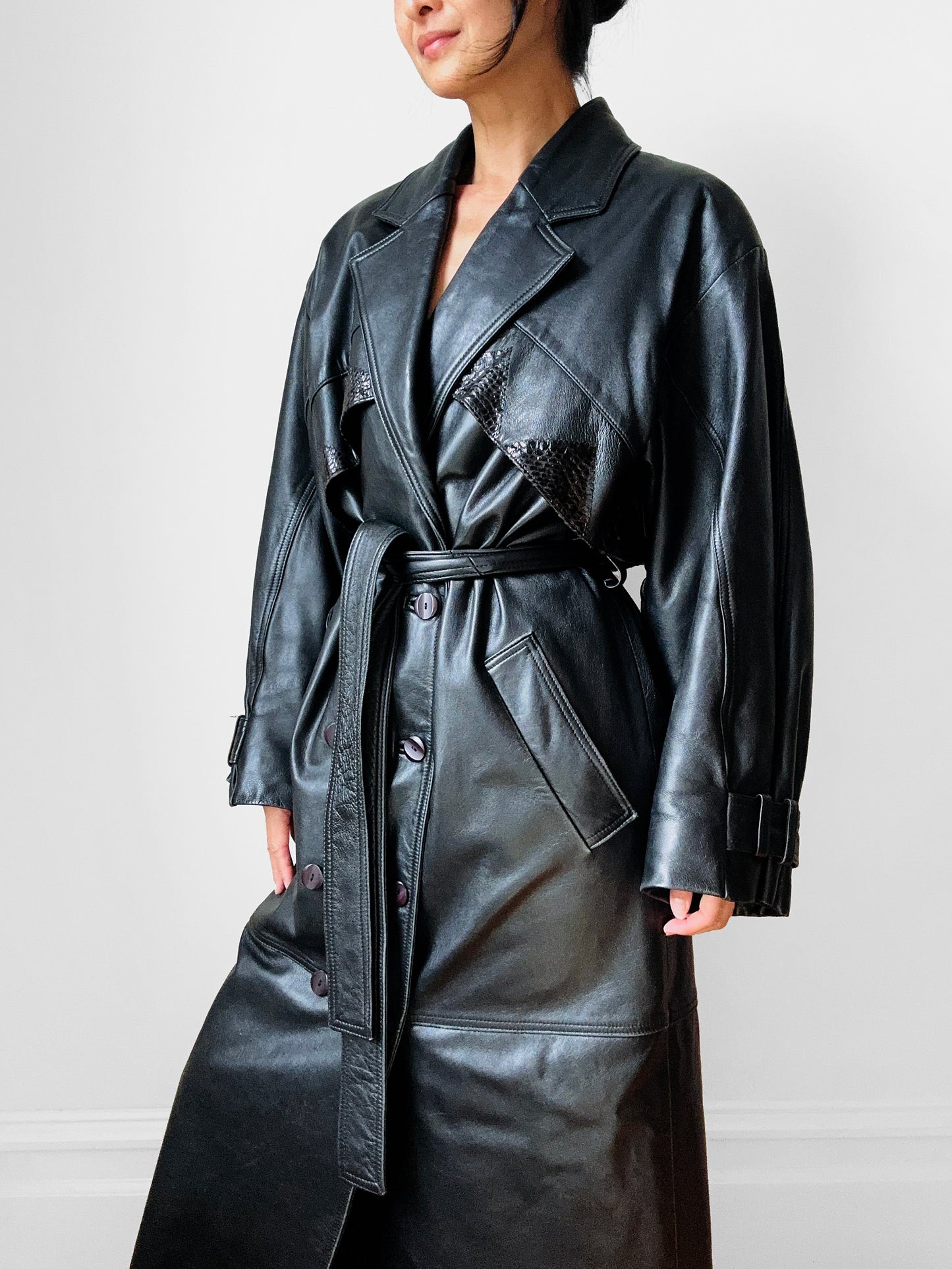 80s - 90s Black Buttery Soft Belted Leather Trench Coat - Sz. S/M