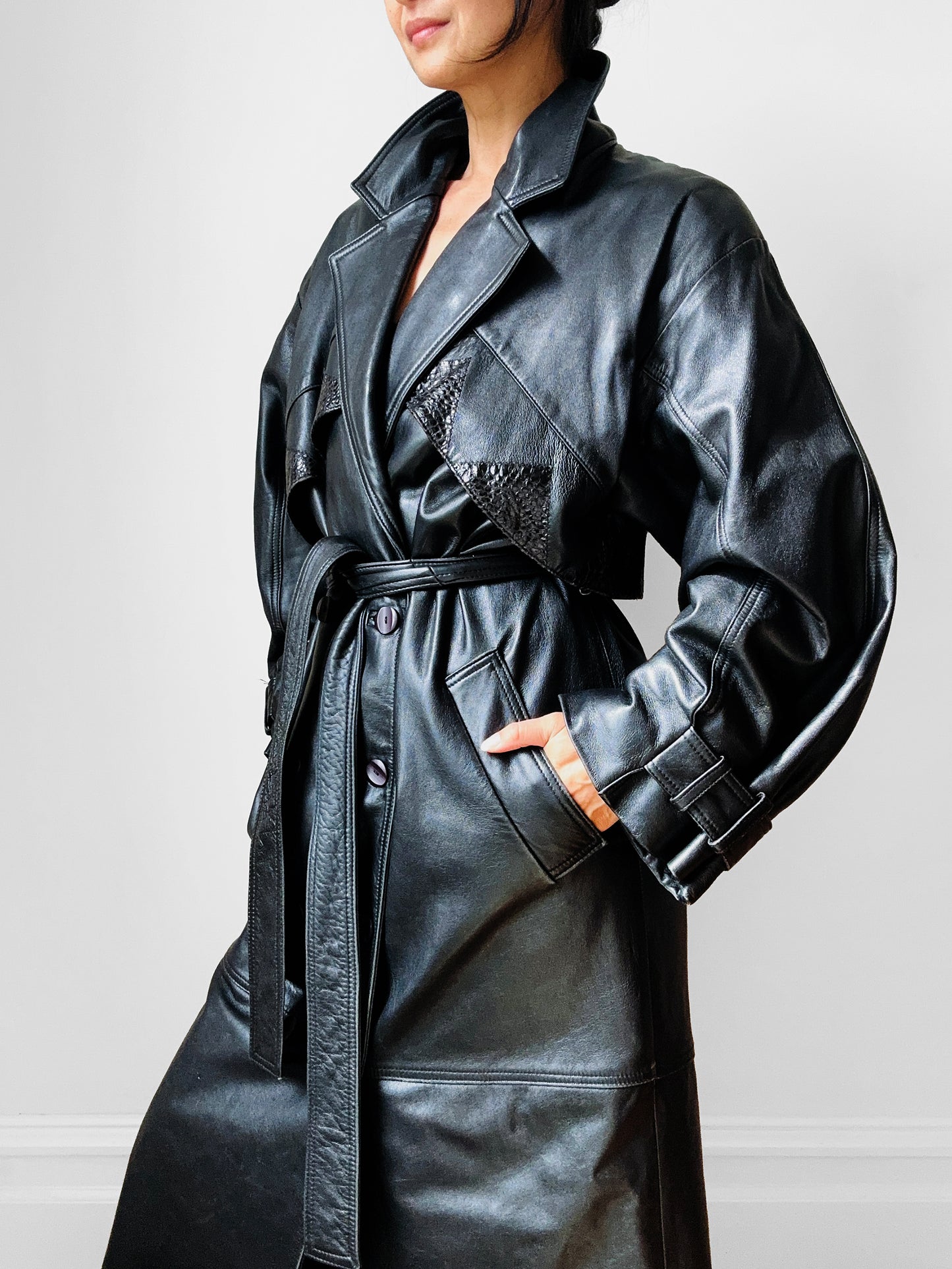 80s - 90s Black Buttery Soft Belted Leather Trench Coat - Sz. S/M
