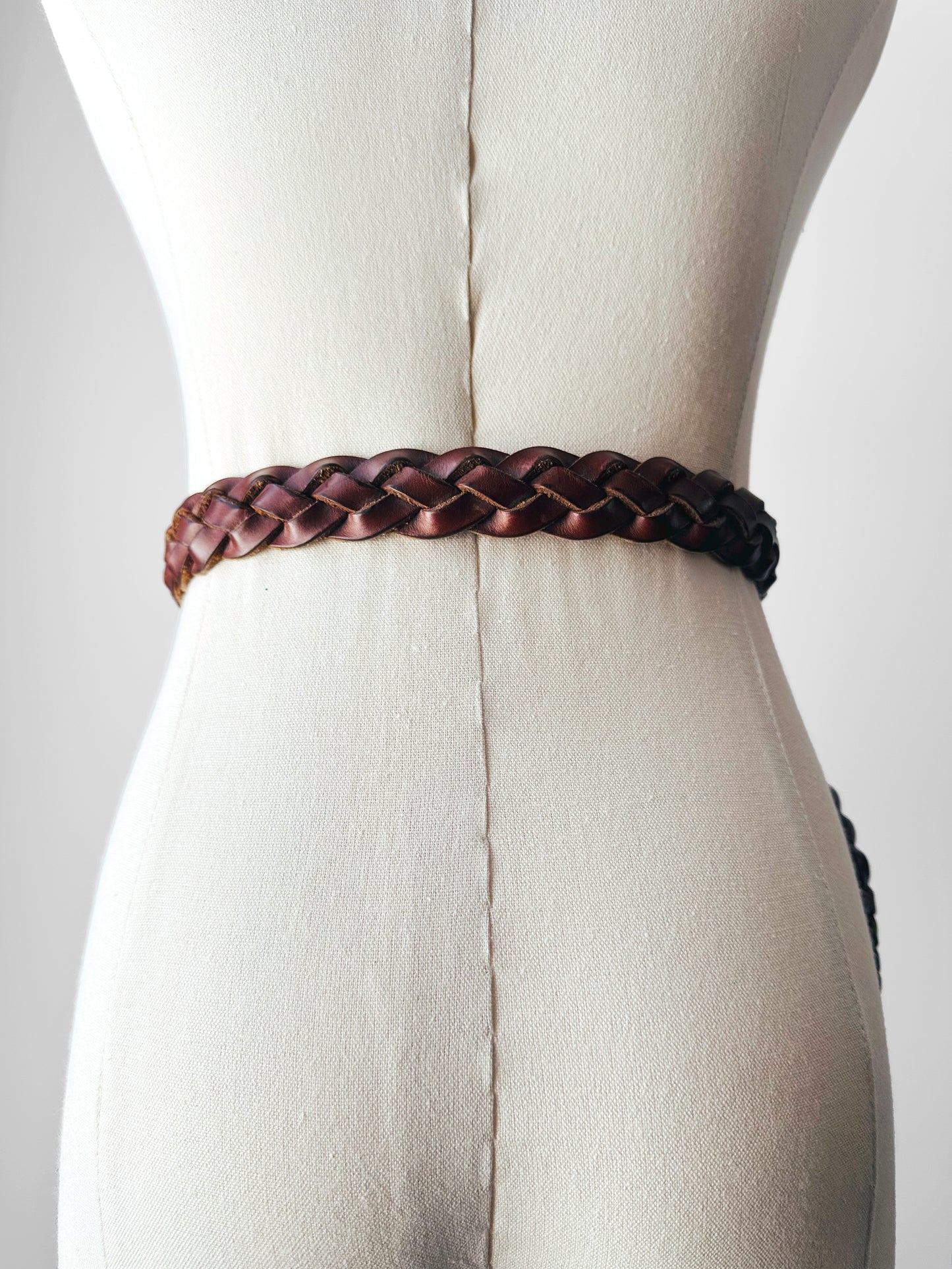 Vintage 1980s - 1990s Reddish Brown Braided Gold Buckle Leather Belt - O/S