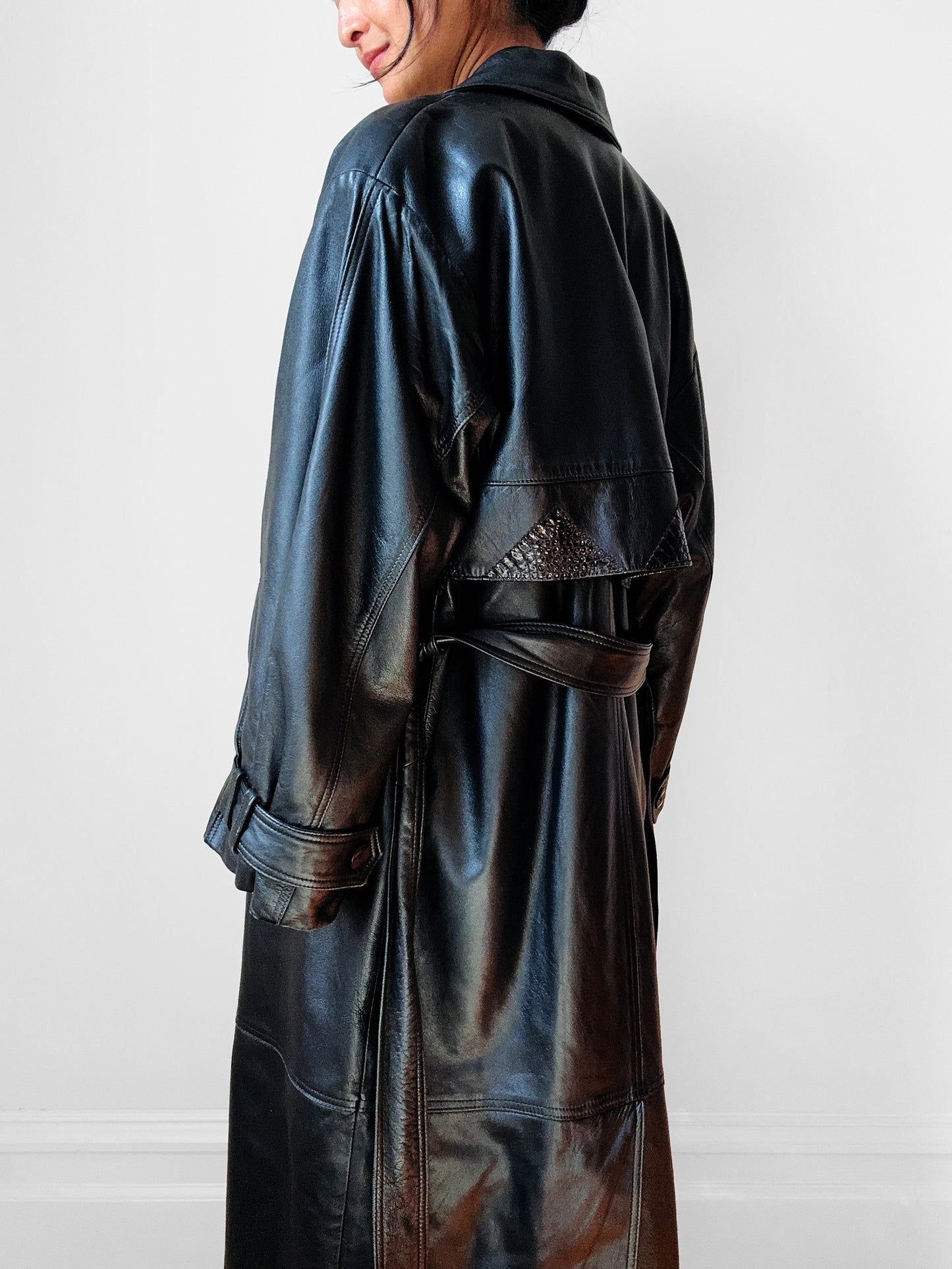 80s - 90s Black Buttery Soft Belted Leather Trench Coat - Sz. S/M