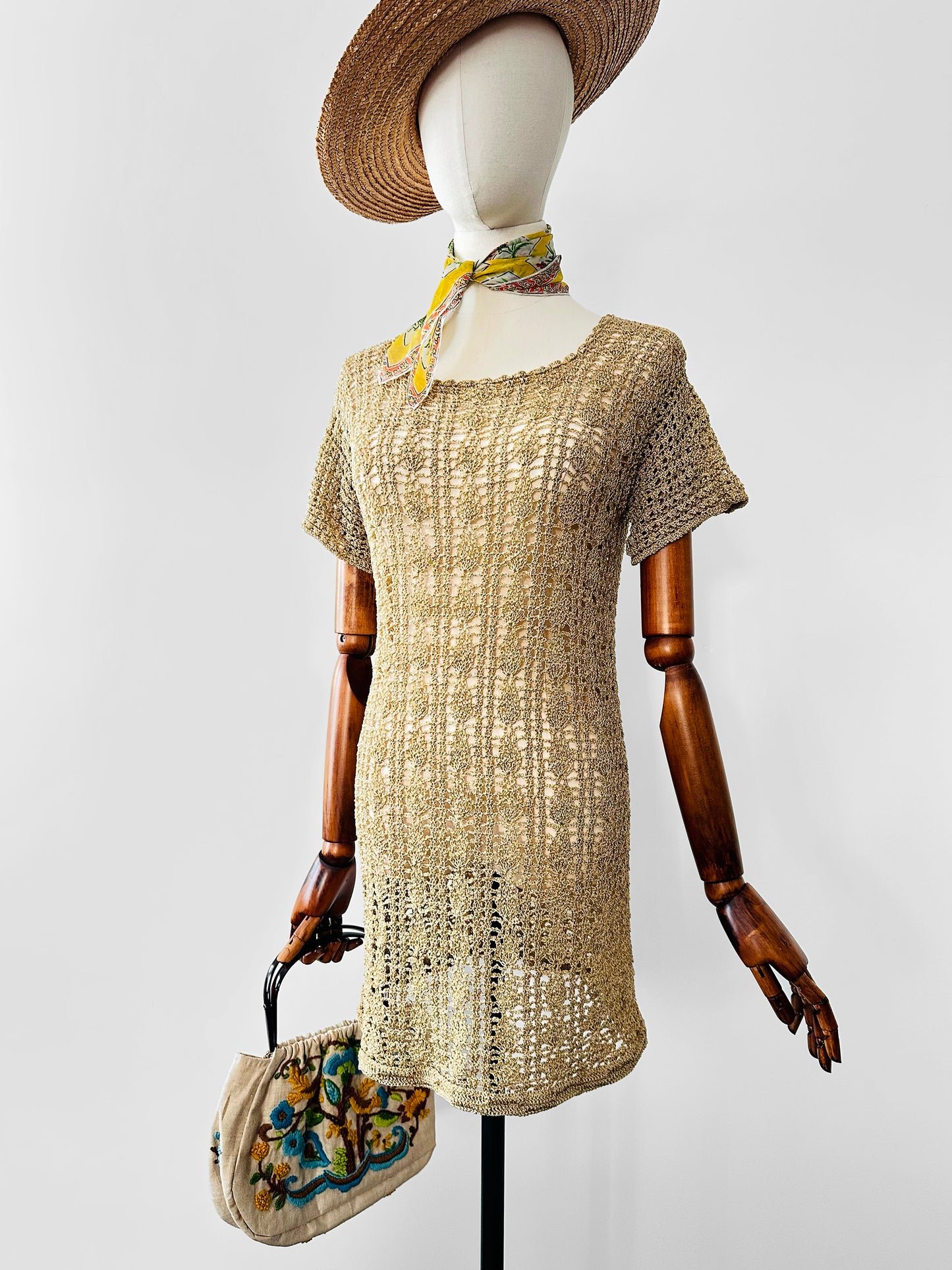 Vintage 1970s Beige Short-Sleeve Scoop Neck Crochet Tunic  - Sz. S