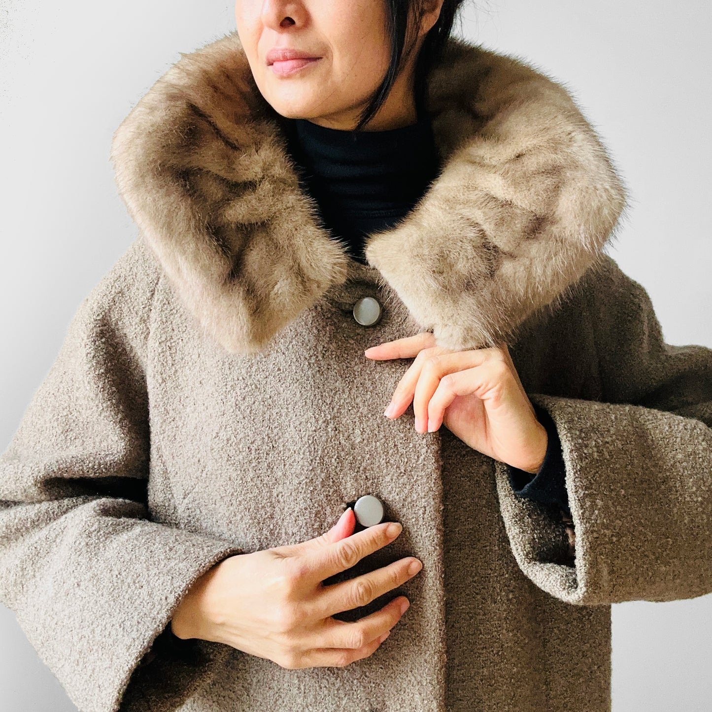 1960s Taupe Fur Collar A-Line Mid-Length Coat