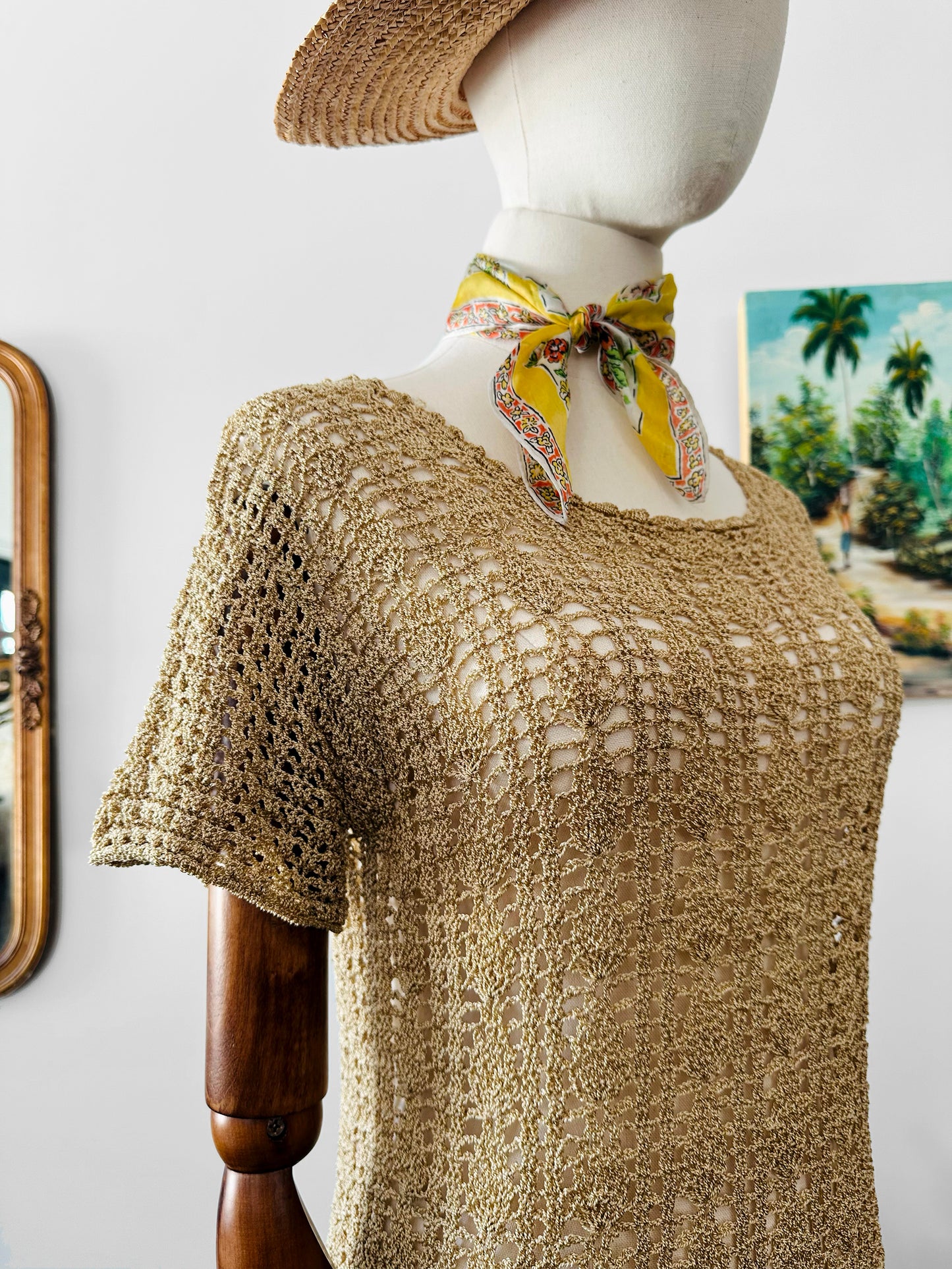 Vintage 1970s Beige Short-Sleeve Scoop Neck Crochet Tunic  - Sz. S