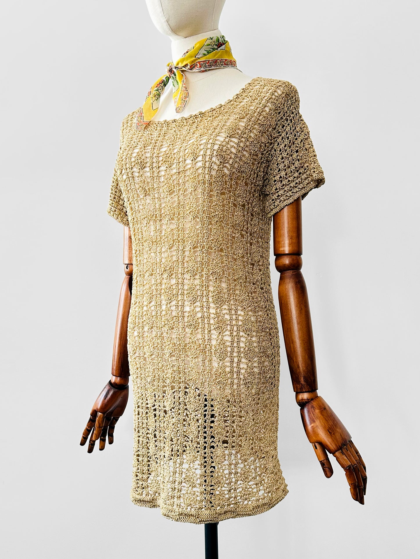 Vintage 1970s Beige Short-Sleeve Scoop Neck Crochet Tunic  - Sz. S